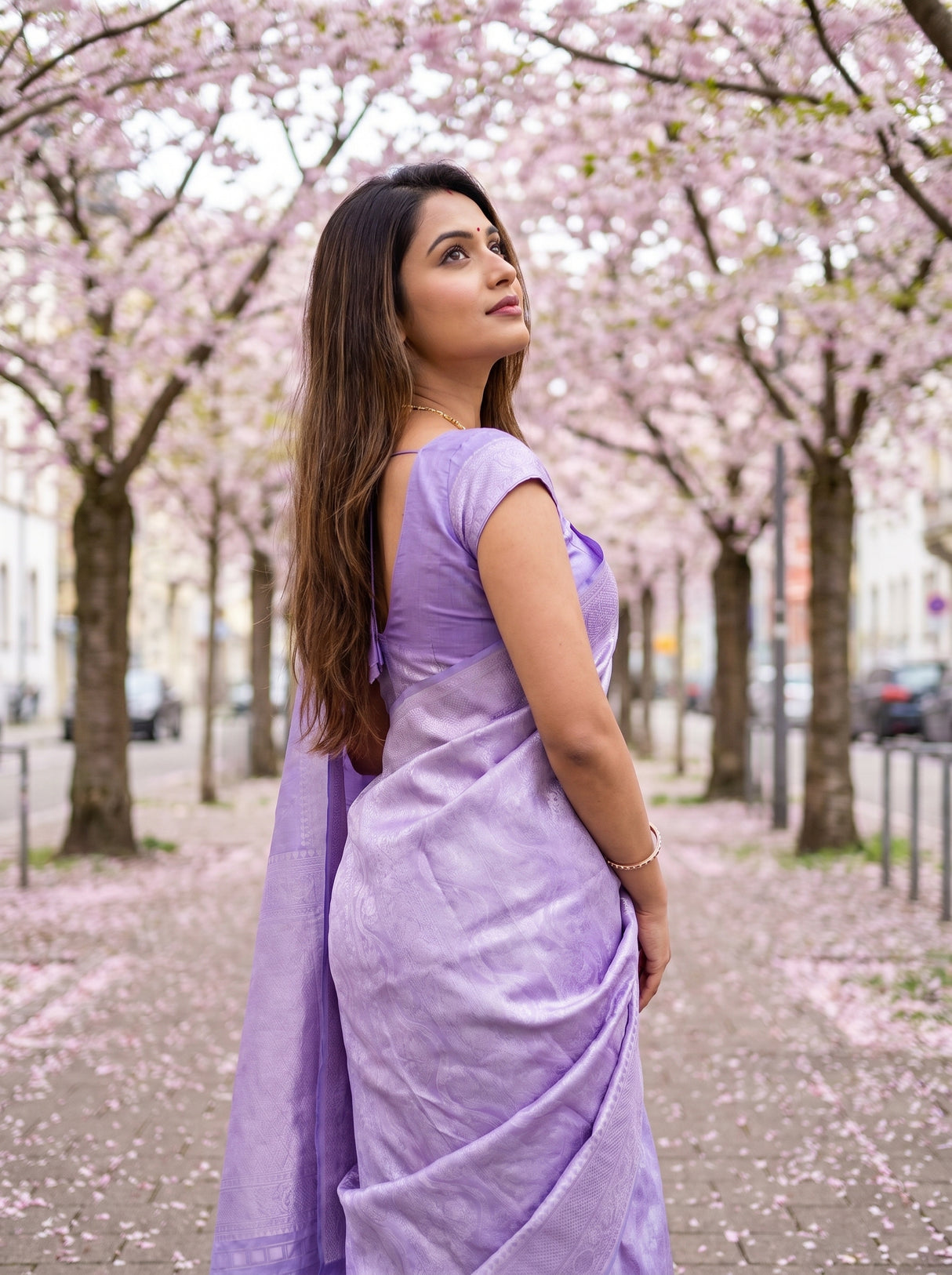 MIMOSA Violet Kanjivaram Art Silk Saree — pose 6 styling detail