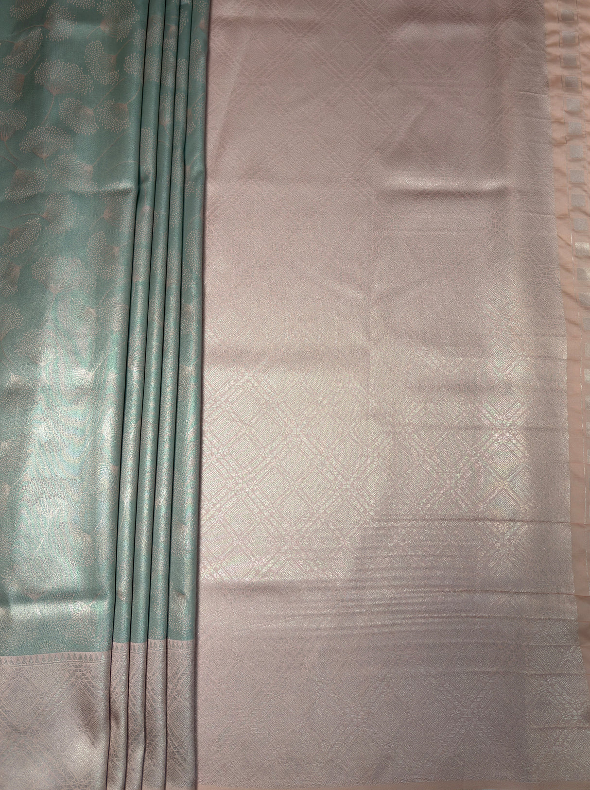 MIMOSA Grey Kanjivaram Art Silk Saree — pallu and zari work detail