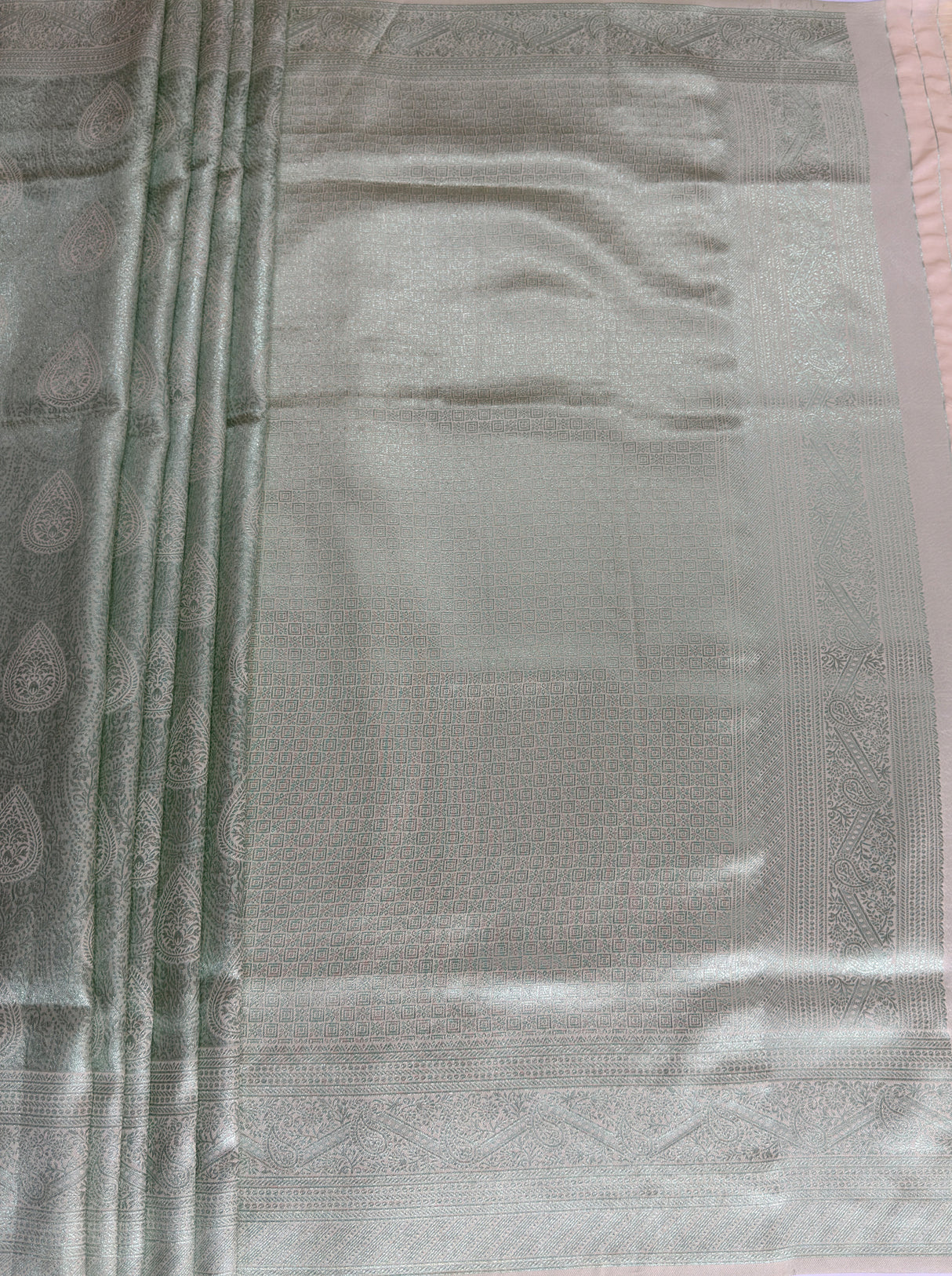 MIMOSA Liril Kanjivaram Art Silk Saree — pallu and zari work detail