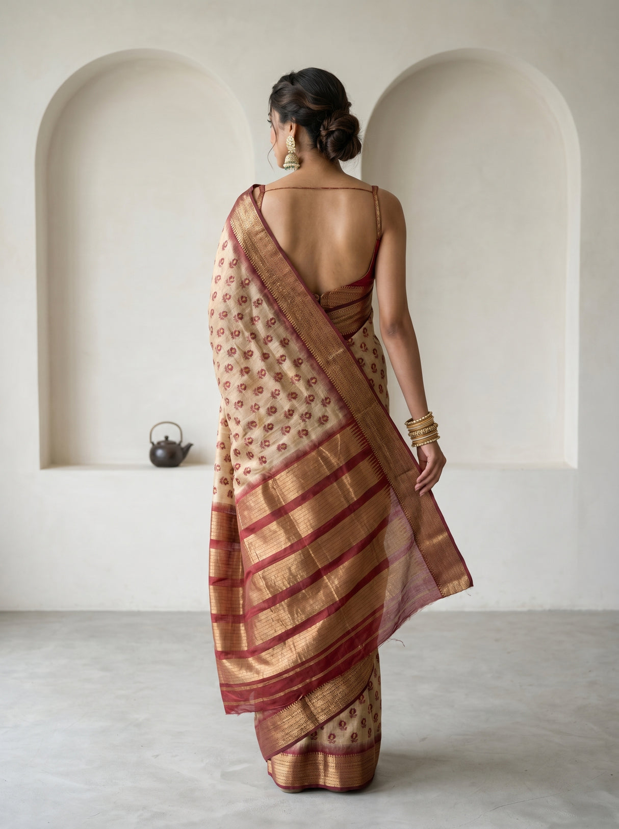 MIMOSA Maroon Banarasi Art Silk Saree — Blouse Fabric Detail
