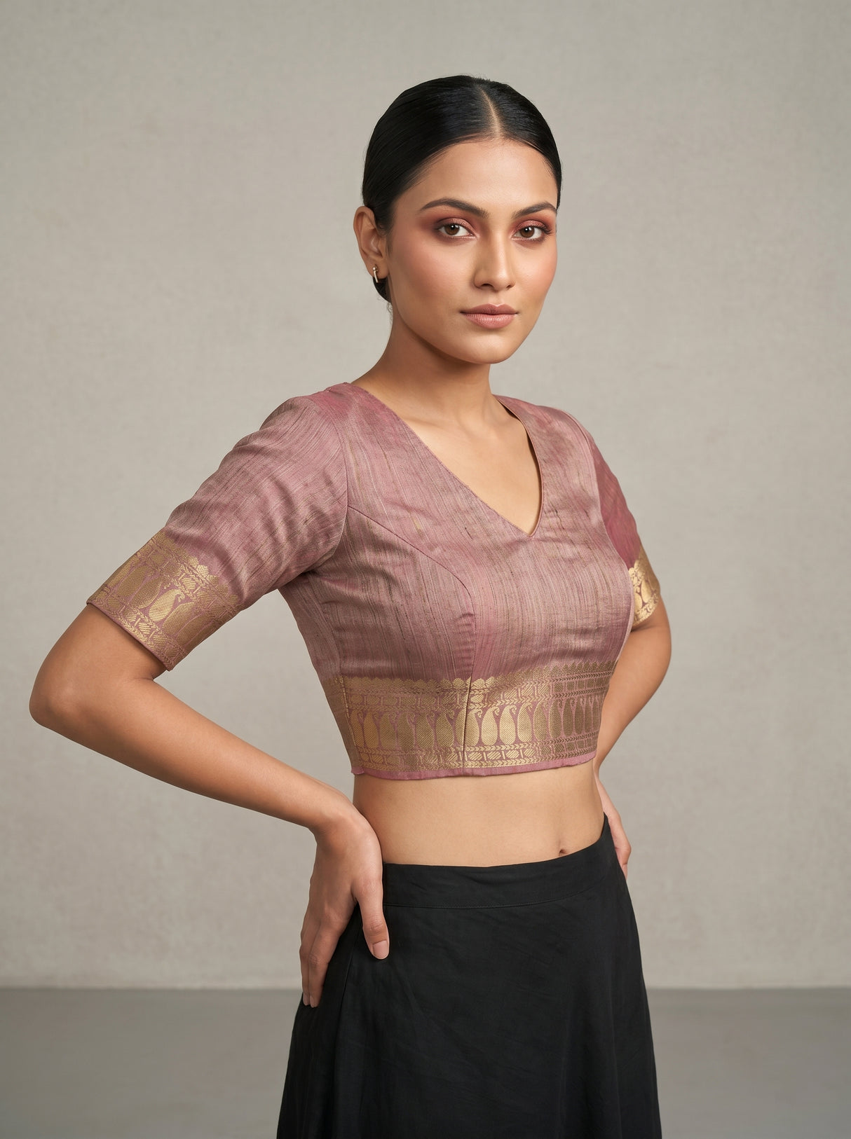 MIMOSA Rani Banarasi Art Silk Saree — blouse close-up