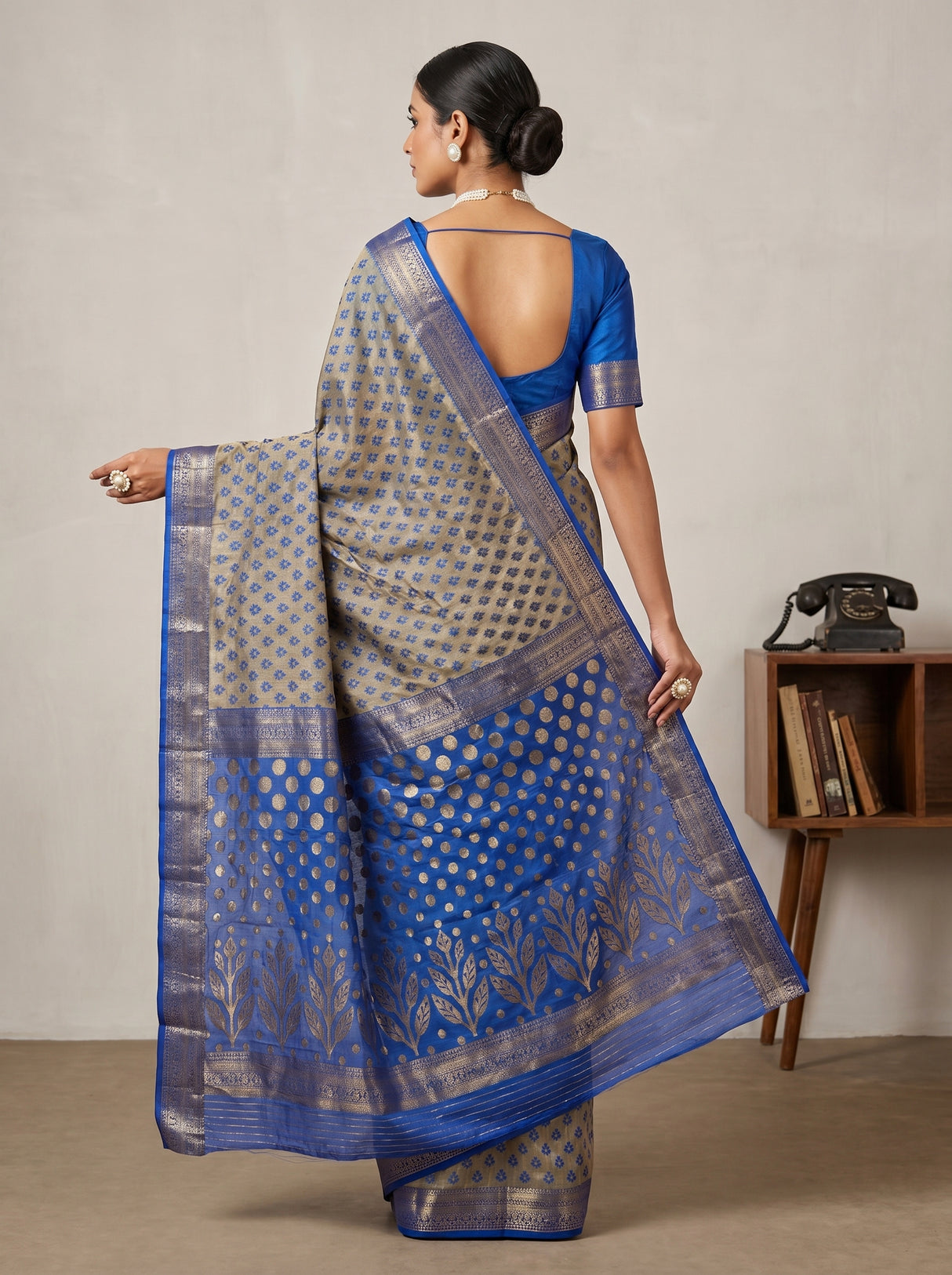 MIMOSA Royal Blue Banarasi Art Silk Saree — Blouse fabric detail