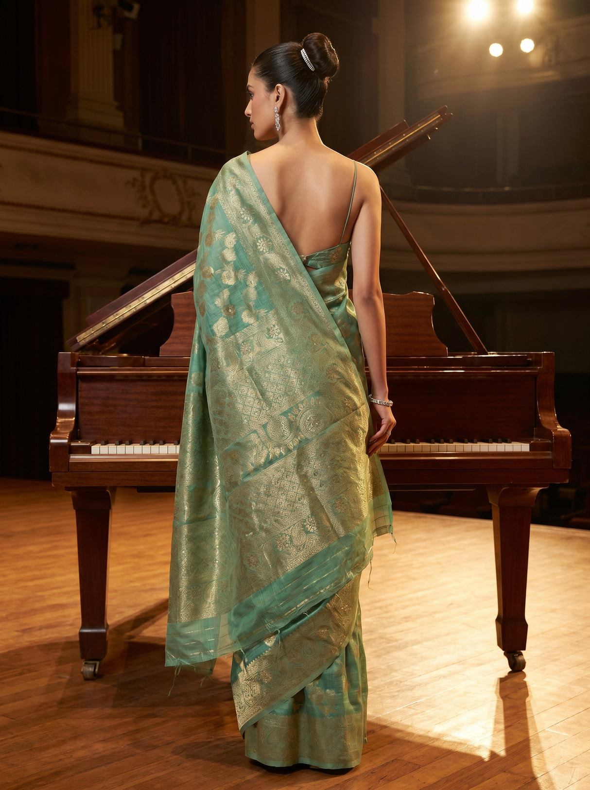MIMOSA Rama Banarasi Linen Saree — Unstitched Blouse Fabric