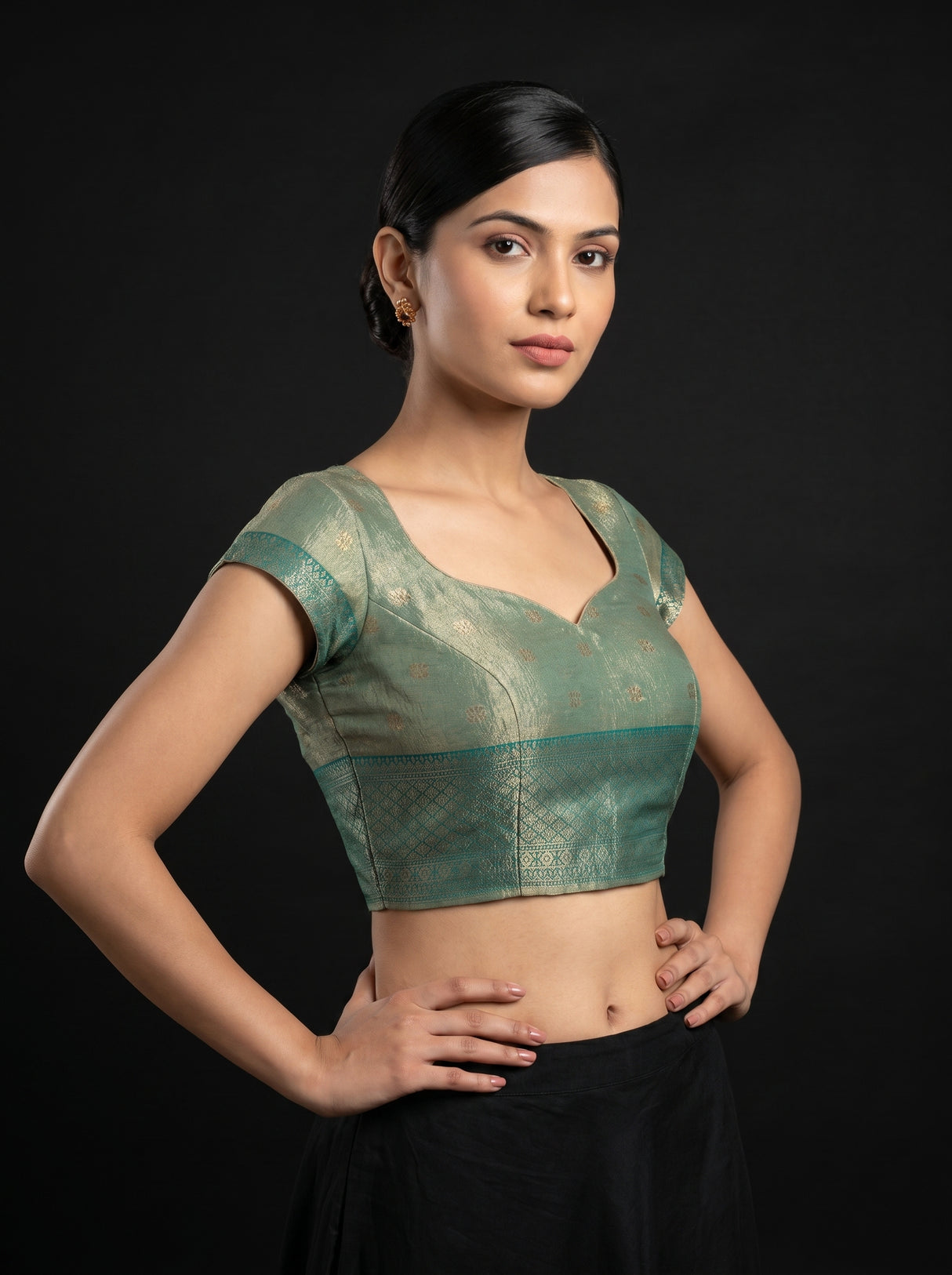 MIMOSA Saffire Banarasi Art Silk Saree — blouse close-up