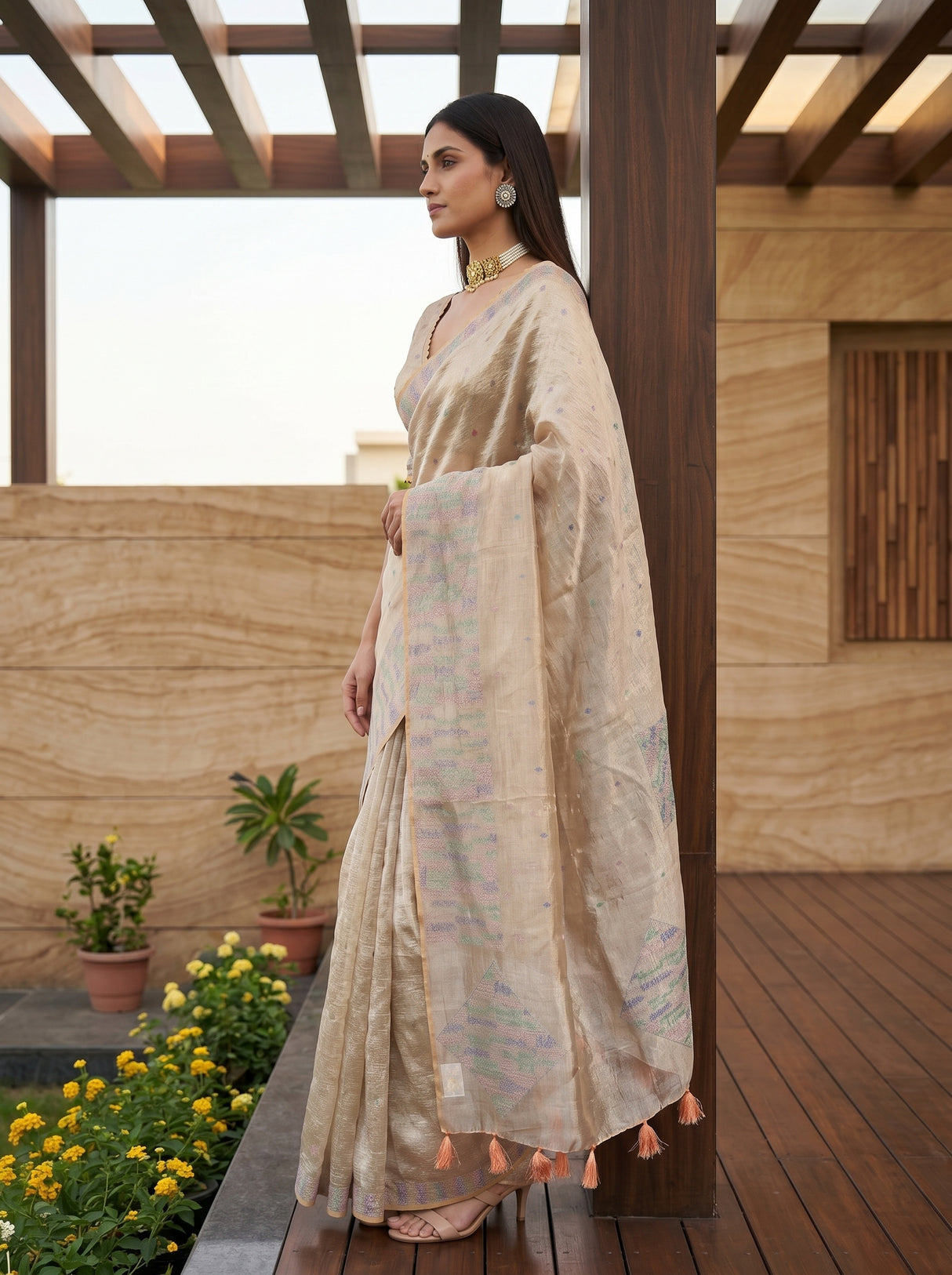 MIMOSA Peach Saree Saree — pose 3 styling detail