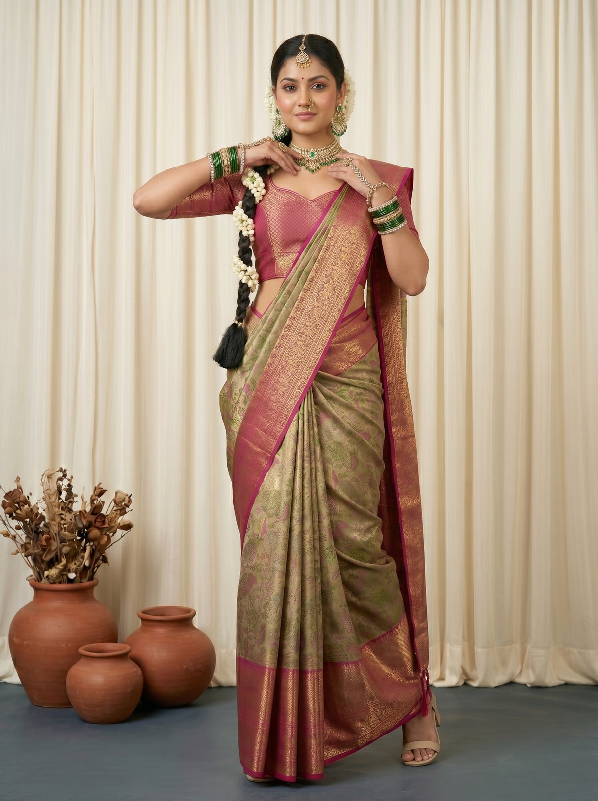 MIMOSA Saree Saree — pose 5 styling detail