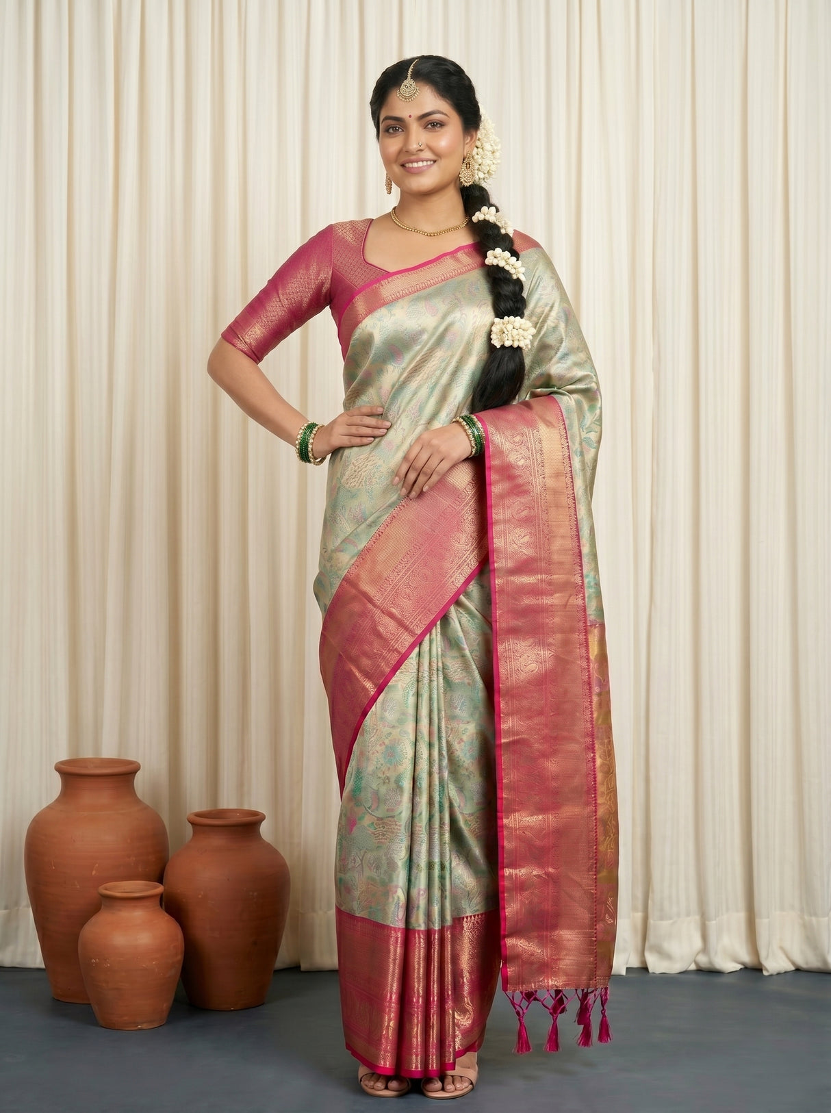 MIMOSA Saree Saree — pose 4 styling detail