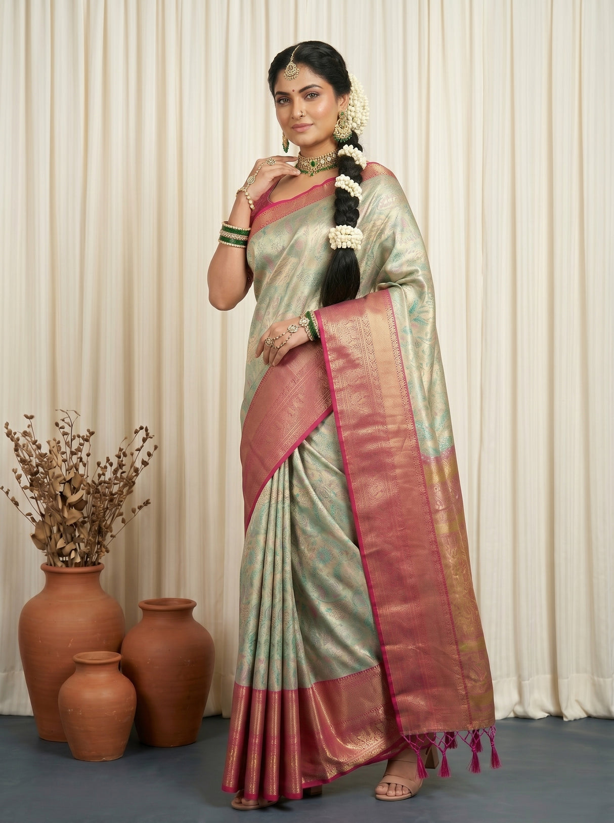 MIMOSA Saree Saree — pose 5 styling detail