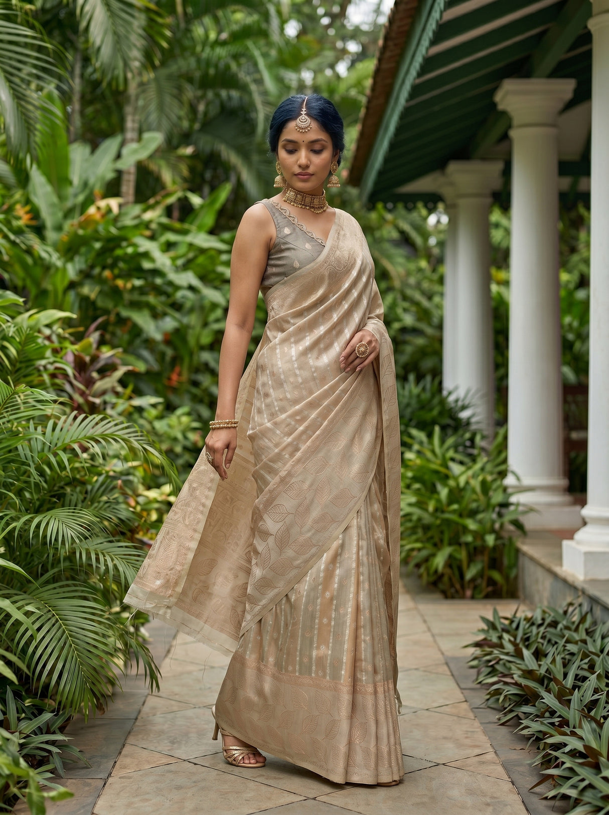 MIMOSA Grey Banarasi Saree — pose 9 styling detail