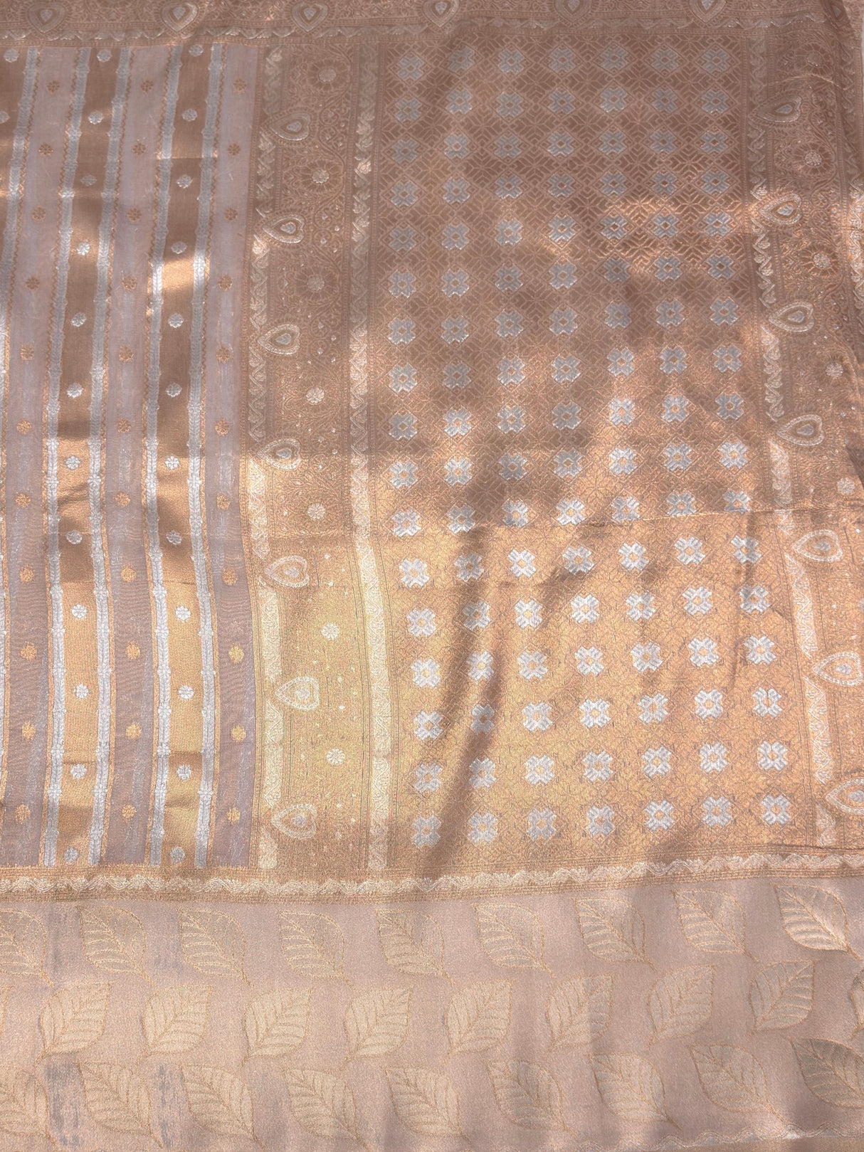 MIMOSA Violet Banarasi Saree — pallu and zari work detail