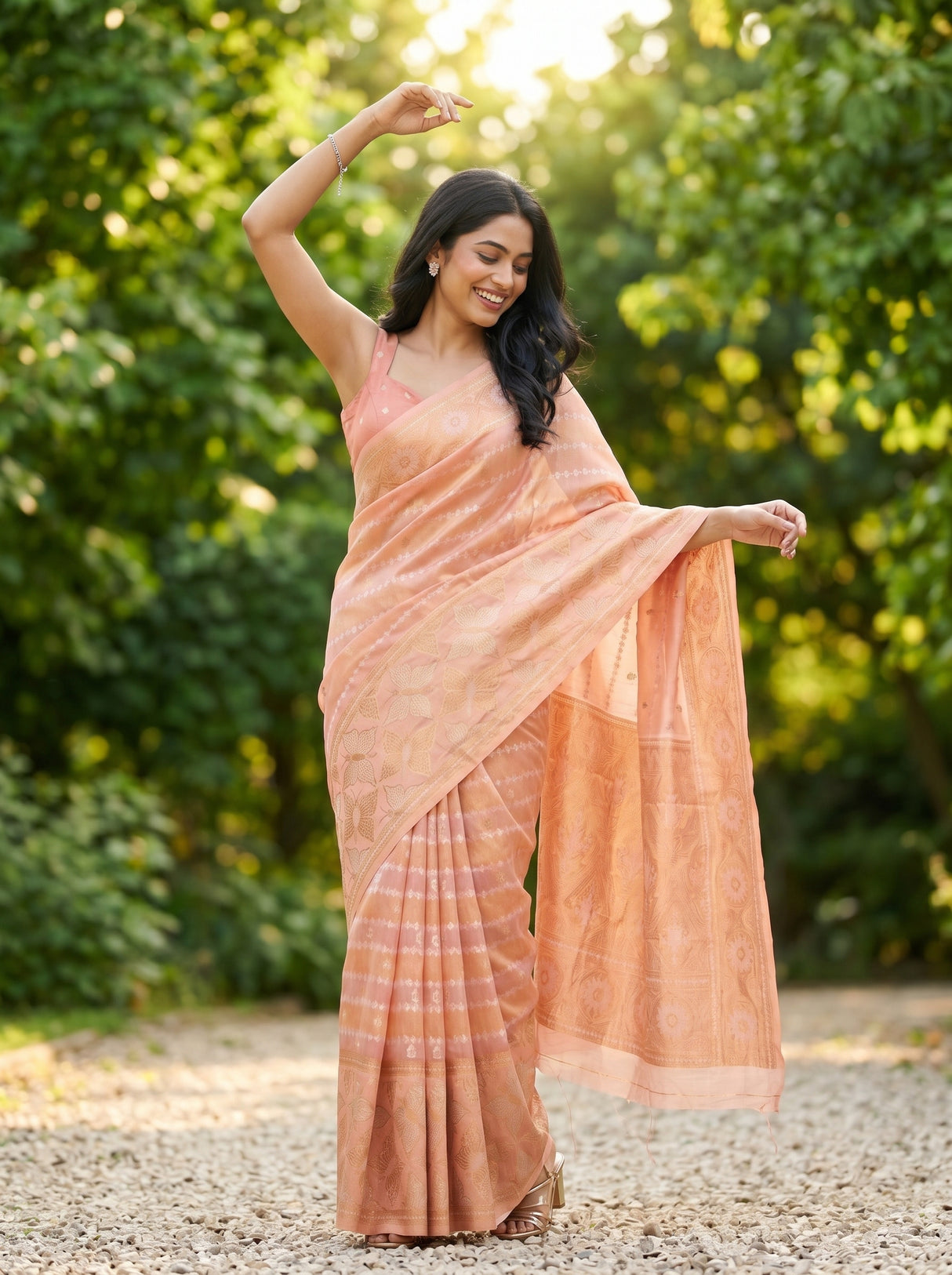 MIMOSA Pink Banarasi Art Silk Saree — close-up of saree pallu and border