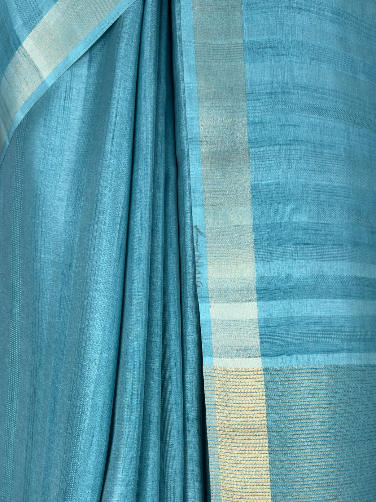 MIMOSA Ananda Saree Saree — fleets shot full lifestyle