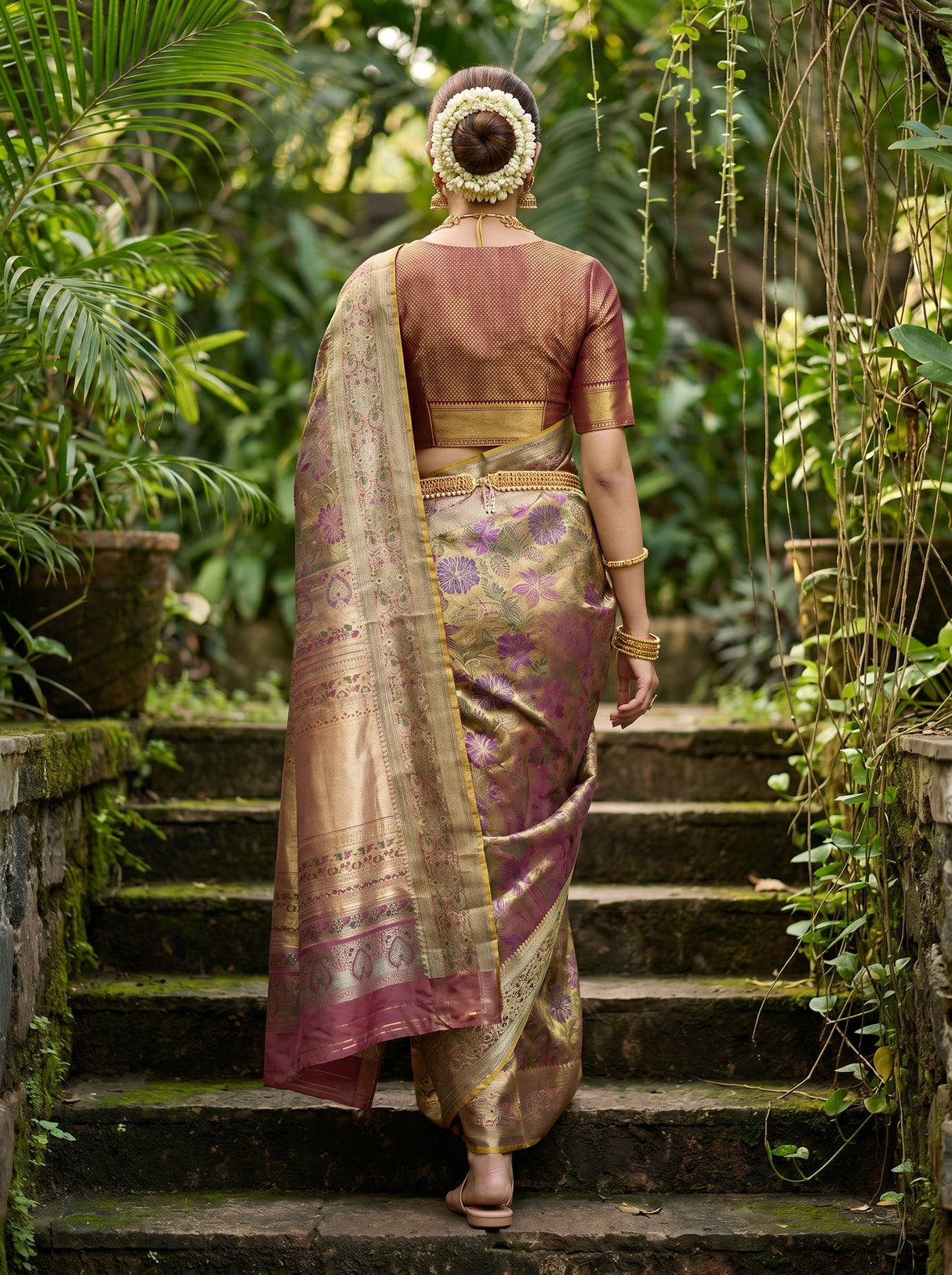 MIMOSA Green Kanjivaram Art Silk Saree — Blouse Fabric Detail