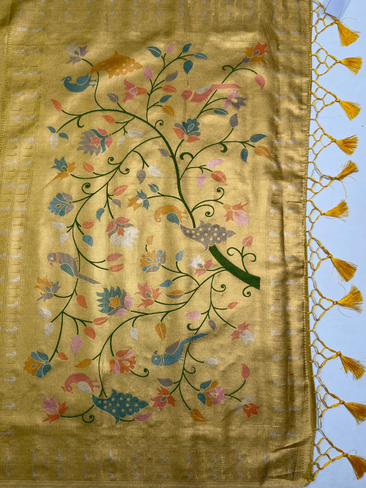MIMOSA Gold Kanjivaram Art Silk Saree — pallu and zari work detail