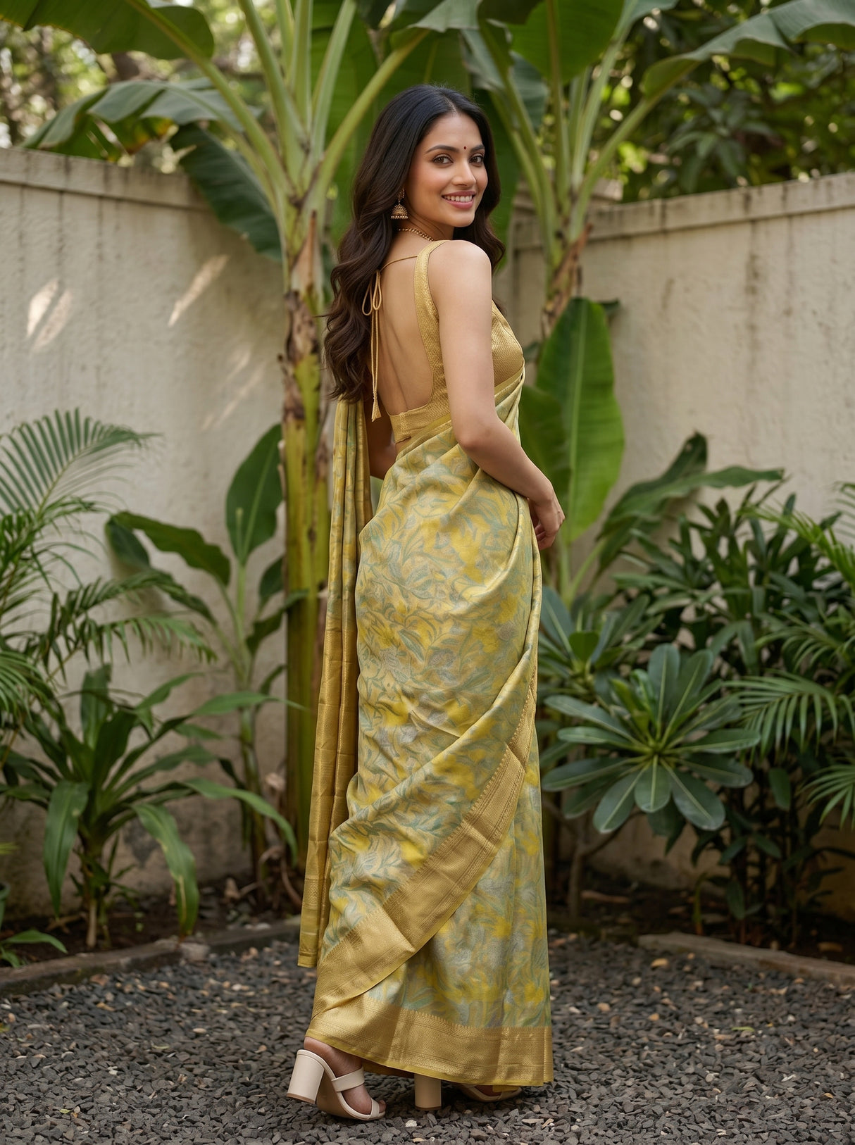 MIMOSA Saree Saree — pose 7 styling detail