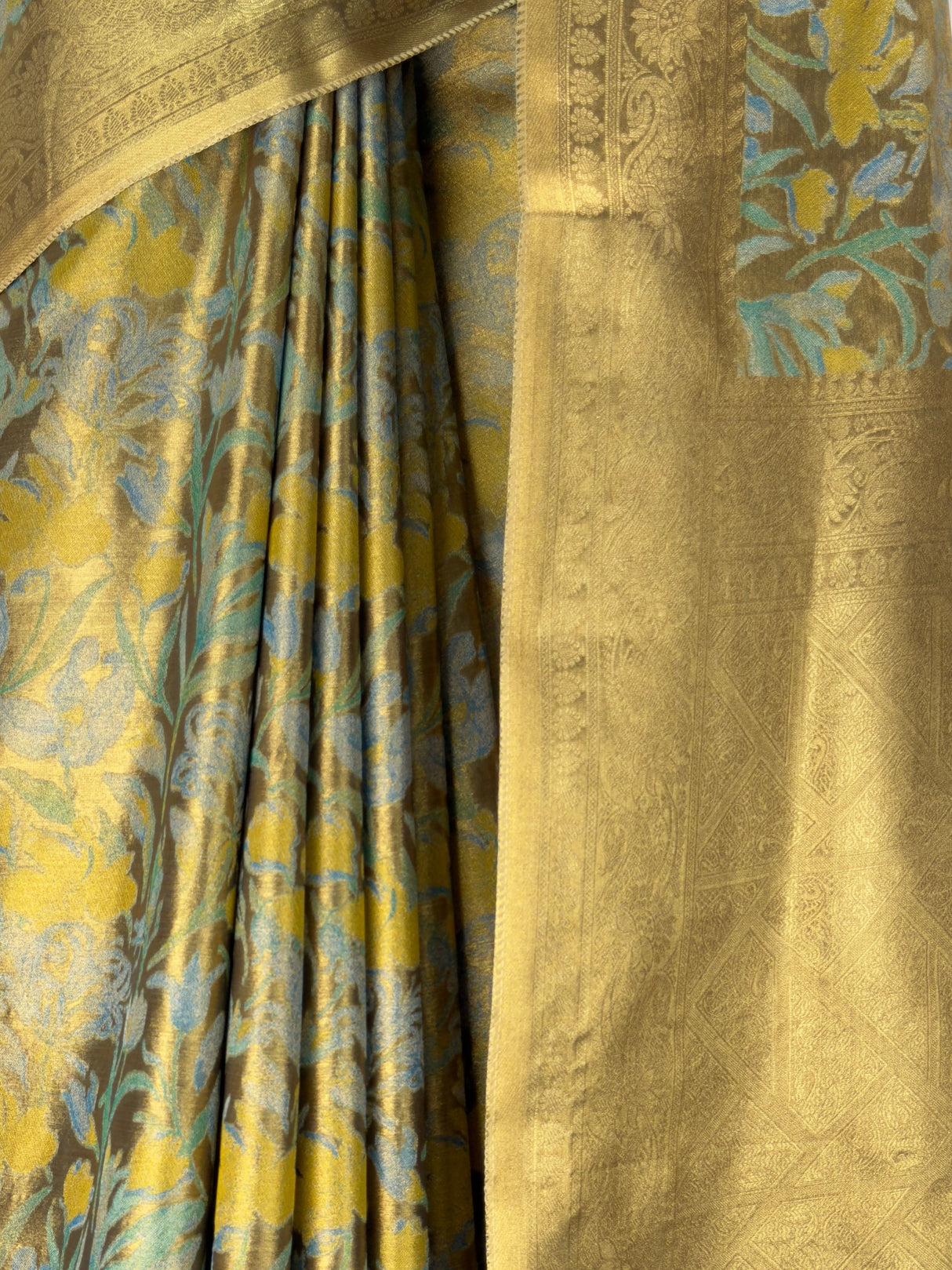 MIMOSA Saree Saree — fleets shot full lifestyle