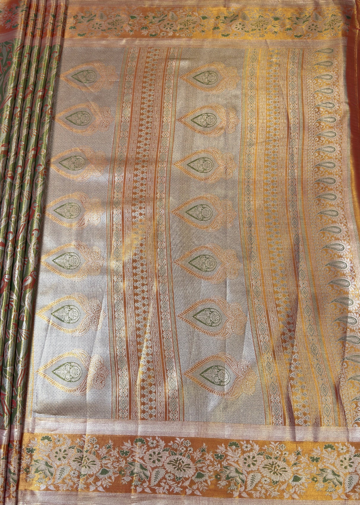 MIMOSA Maroon Kanjivaram Art Silk Saree — pallu and zari work detail