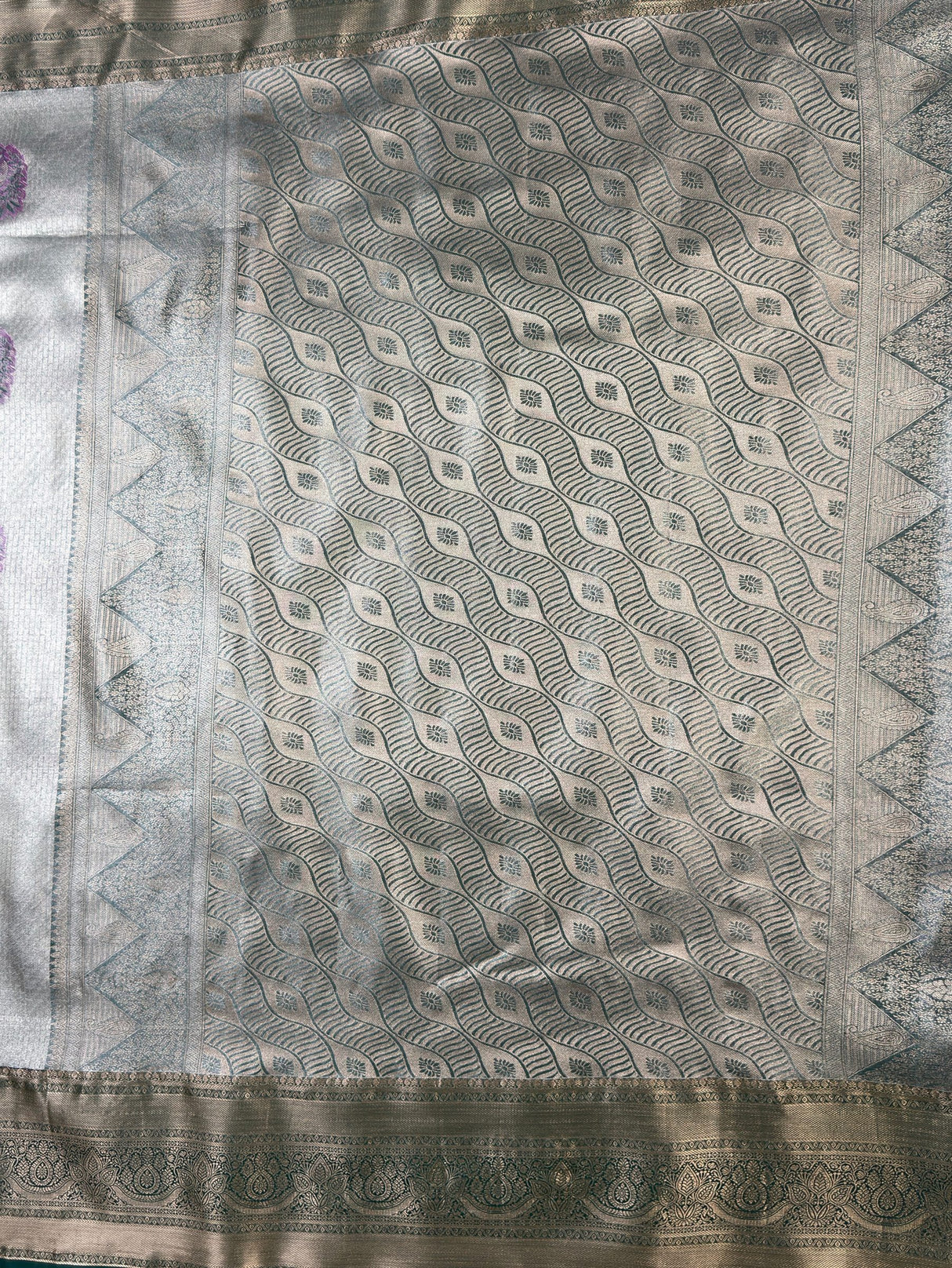 MIMOSA Rani Saree Saree — pallu and zari work detail