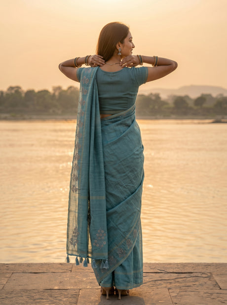 MIMOSA Saree Saree — pose 2 styling detail