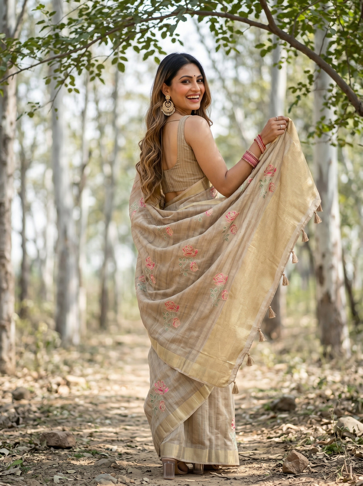 MIMOSA Saree Saree — pose 7 styling detail