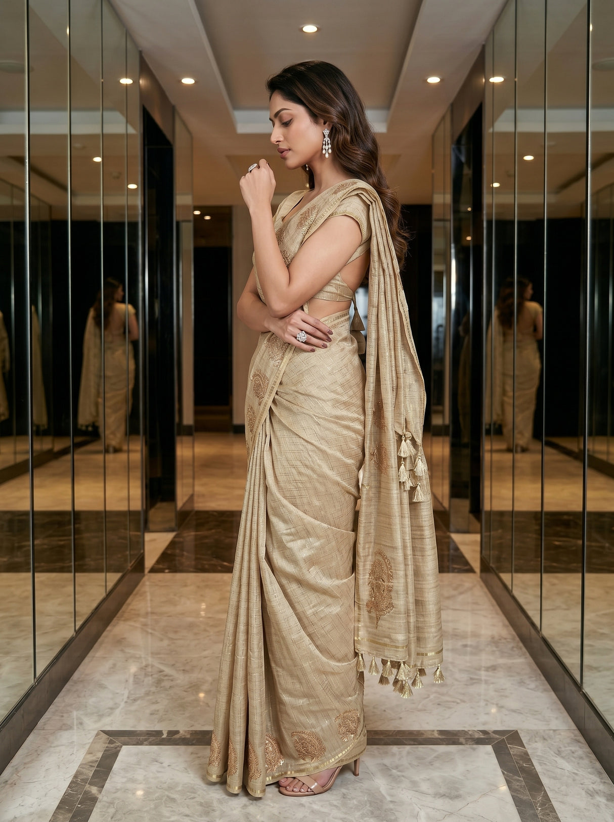 MIMOSA Tussar Banarasi Art Silk Saree — pose 3 styling detail