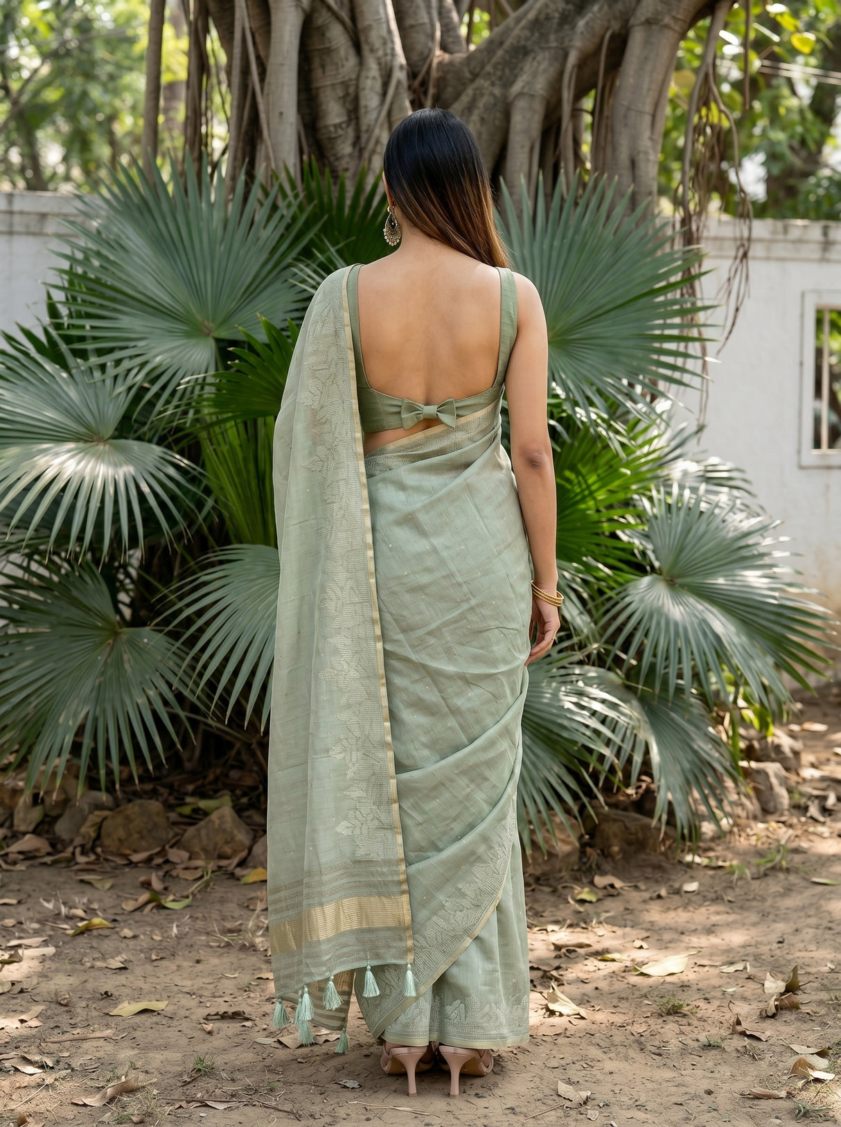 MIMOSA Pista Saree Saree — pose 2 styling detail