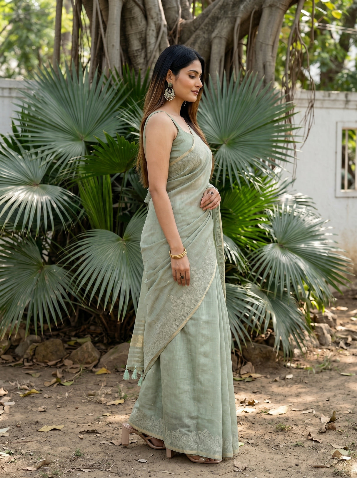 MIMOSA Pista Saree Saree — pose 3 styling detail