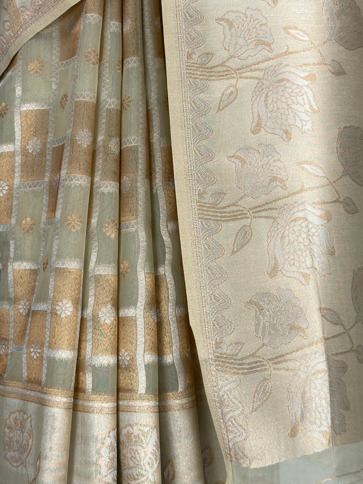 MIMOSA Saree Saree — fleets shot full lifestyle