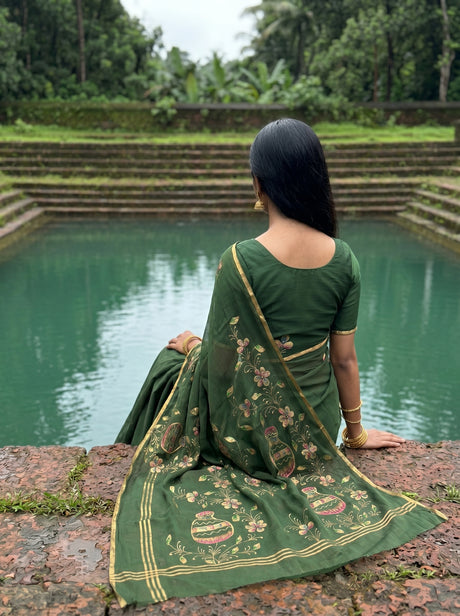 MIMOSA Saree Saree — pose 2 styling detail