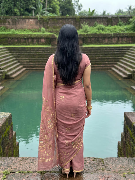 MIMOSA Saree Saree — pose 2 styling detail