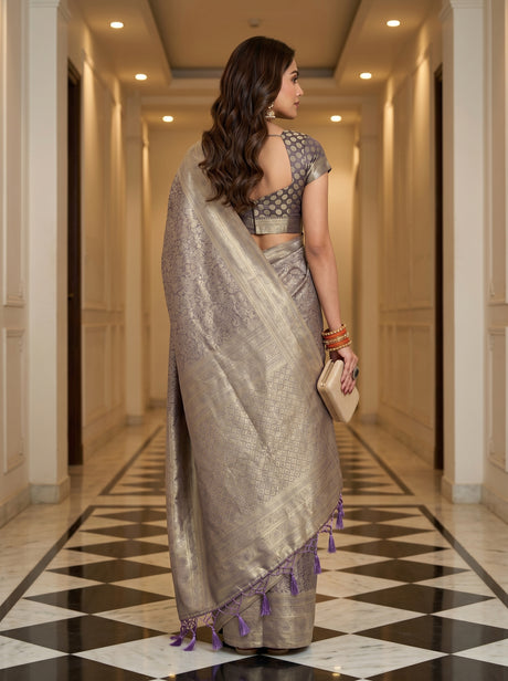 MIMOSA Saree Saree — pose 2 styling detail