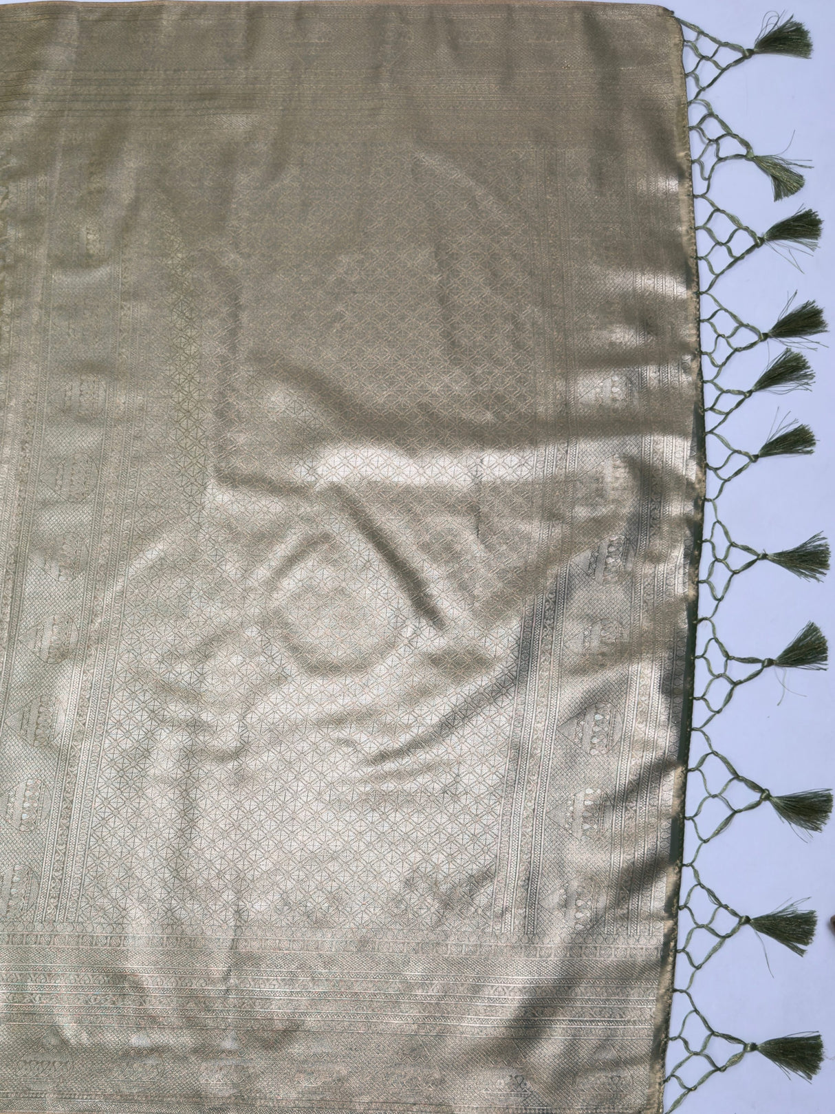 MIMOSA Green Kanjivaram Art Silk Saree — pallu and zari work detail