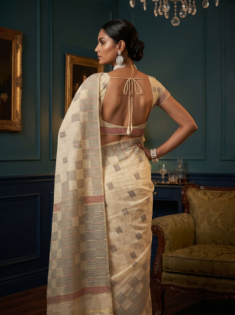 MIMOSA Saree Saree — pose 2 styling detail