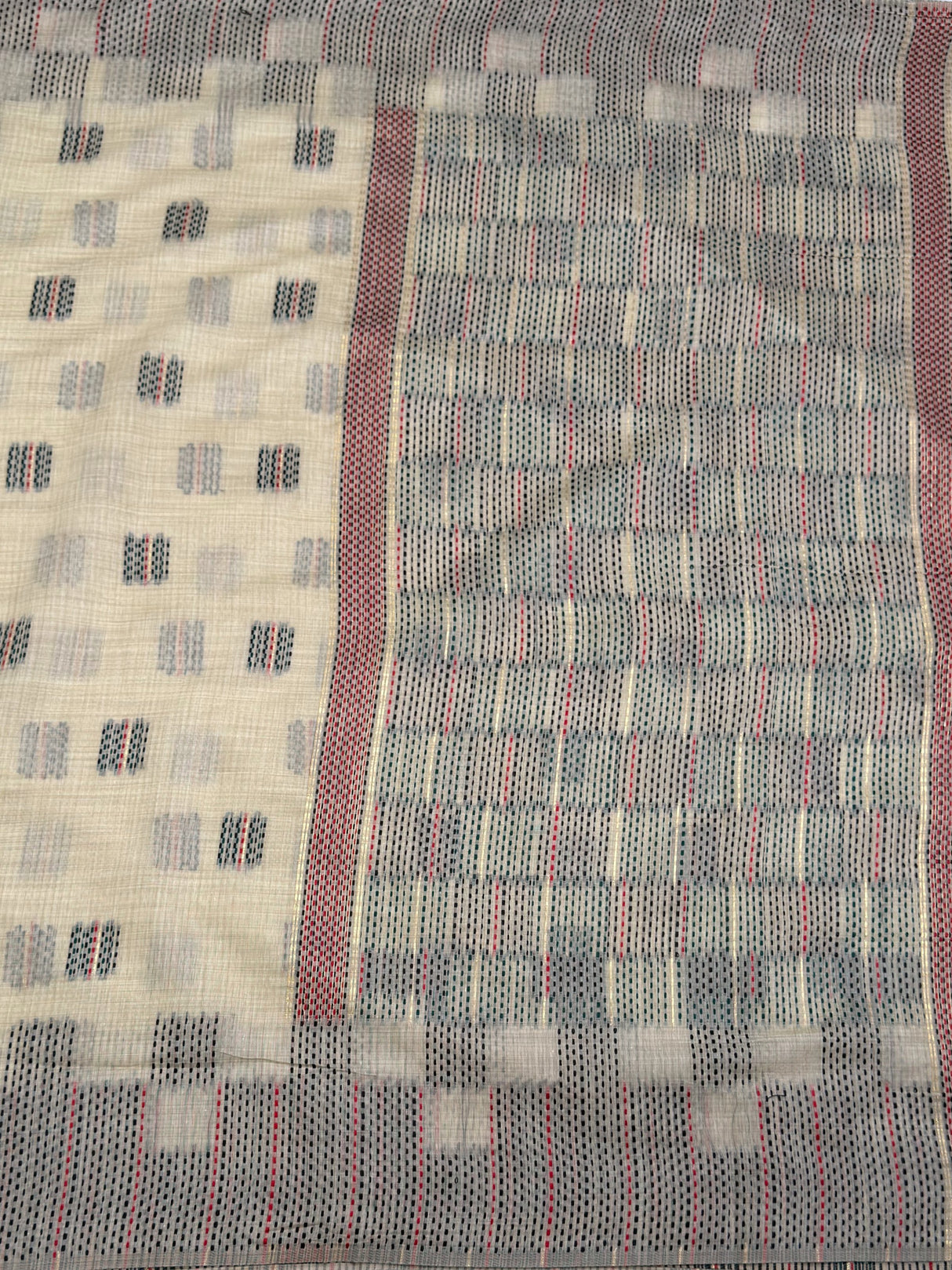 MIMOSA Saree Saree — pallu and zari work detail