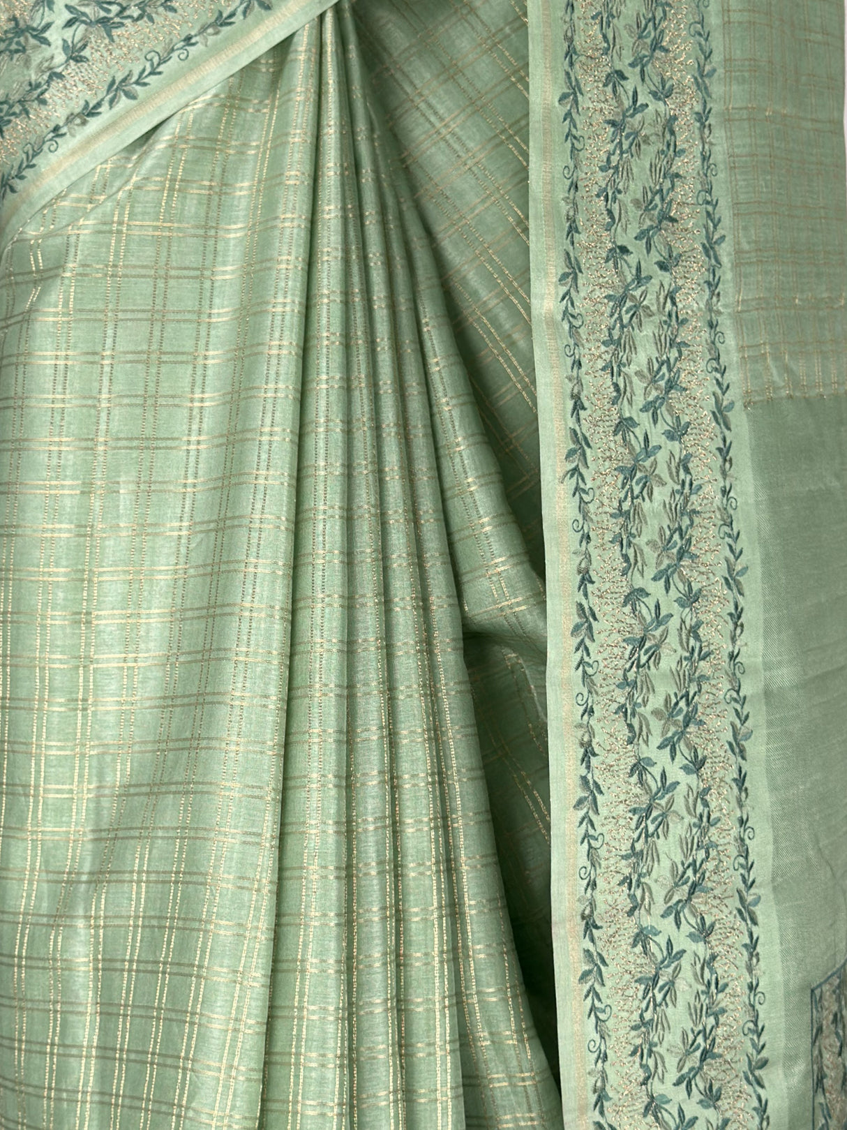 MIMOSA Pista Saree Saree — fleets shot full lifestyle