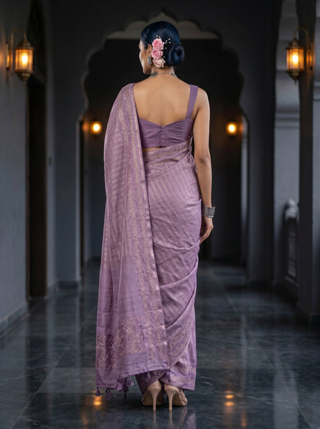 MIMOSA Violet Saree Saree — pose 2 styling detail
