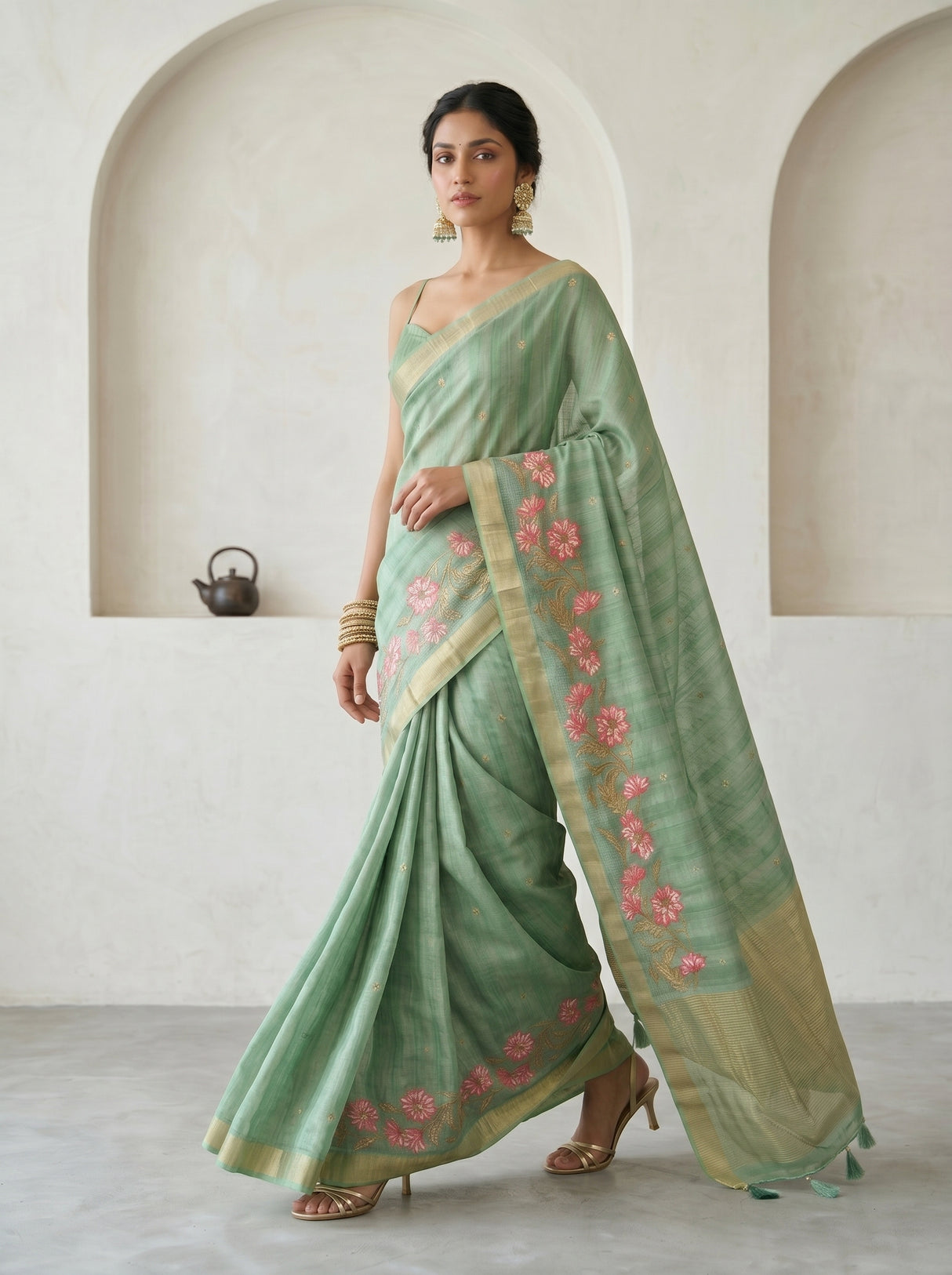 MIMOSA Saree Saree — pose 7 styling detail