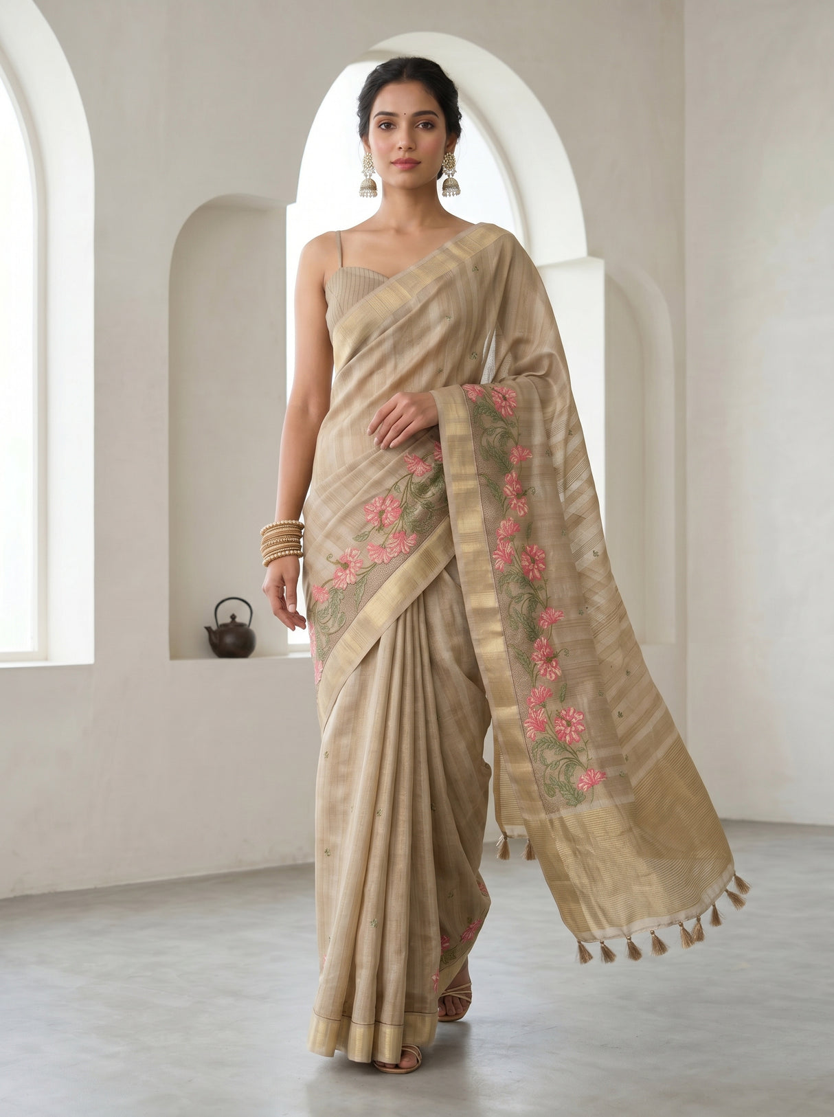 MIMOSA Saree Saree — pose 6 styling detail