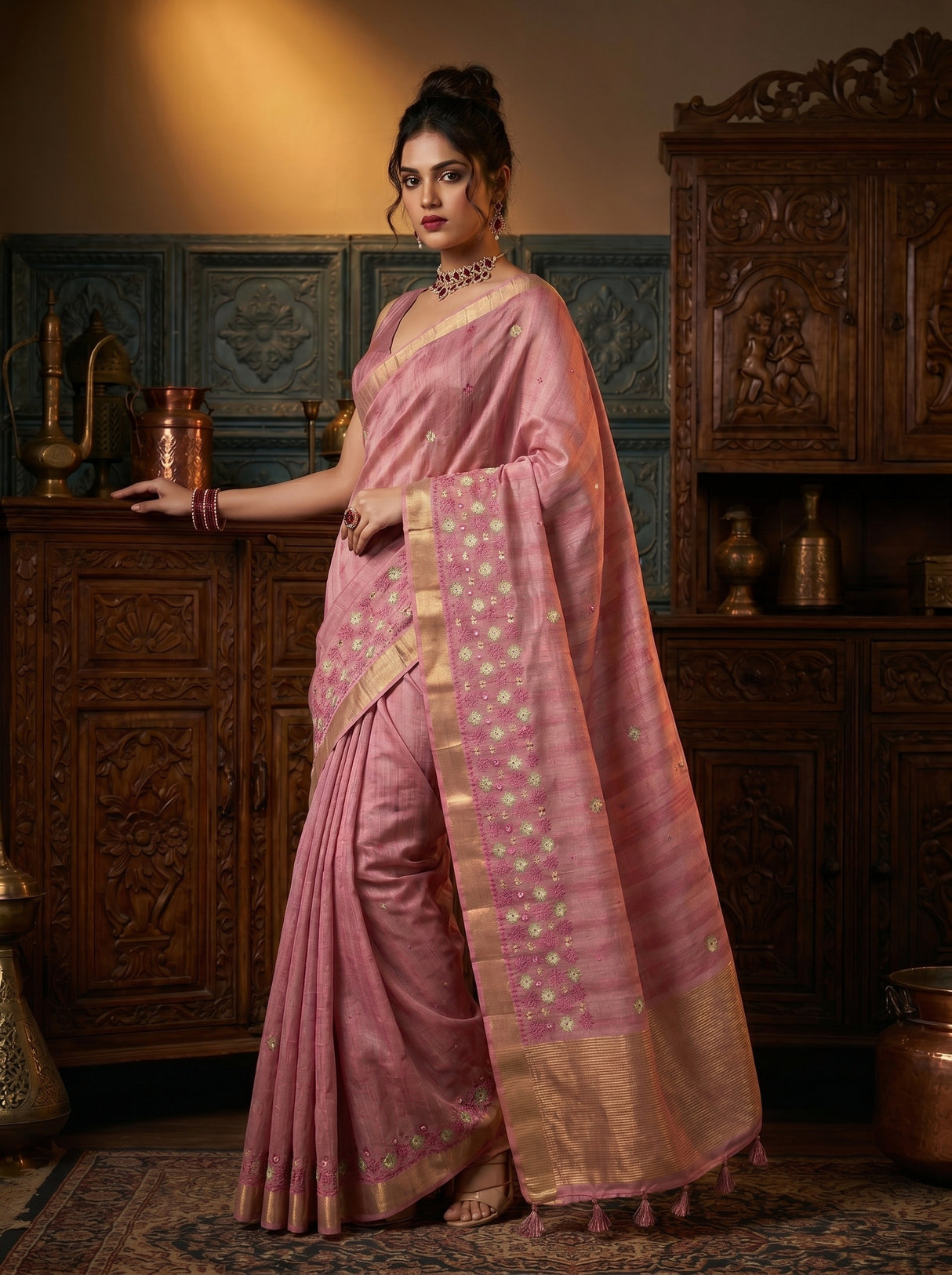 MIMOSA Saree Saree — pose 4 styling detail