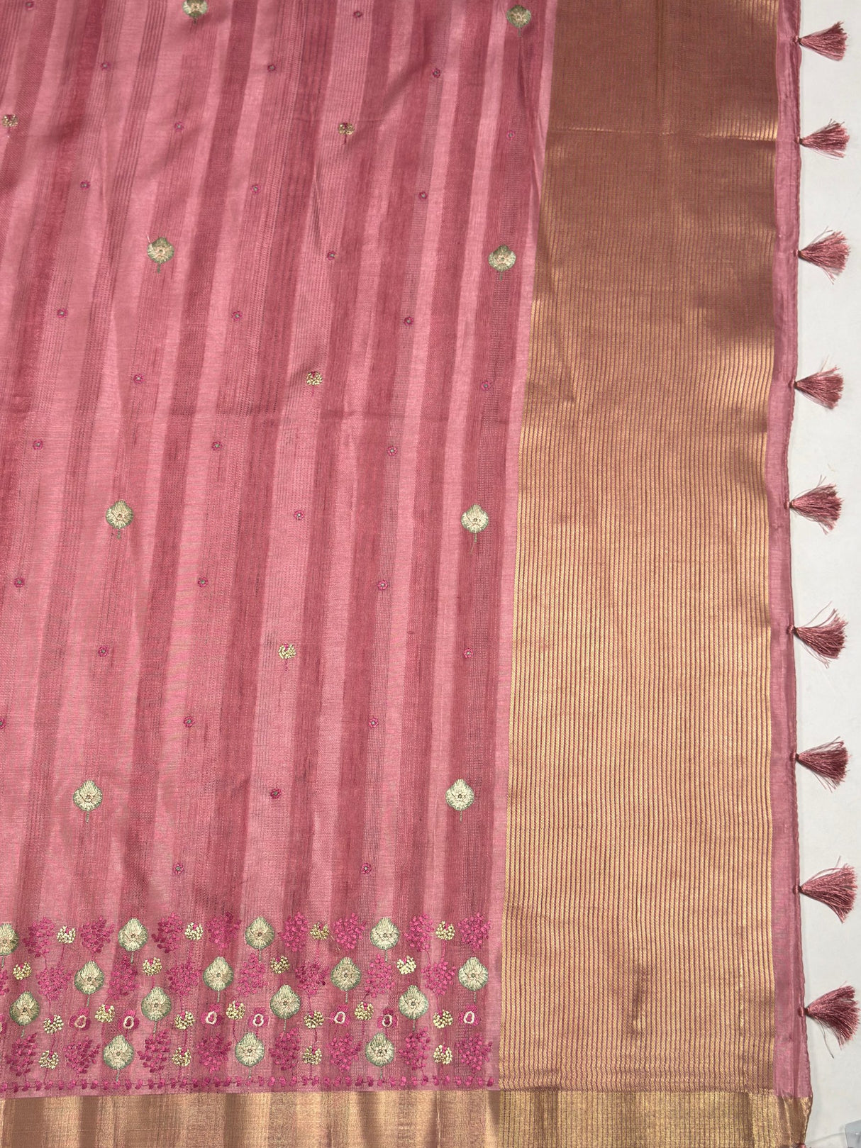 MIMOSA Saree Saree — pallu and zari work detail