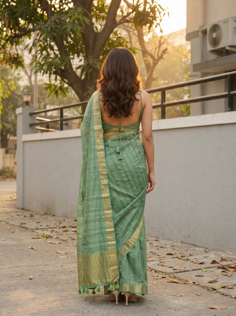 MIMOSA Saree Saree — pose 2 styling detail