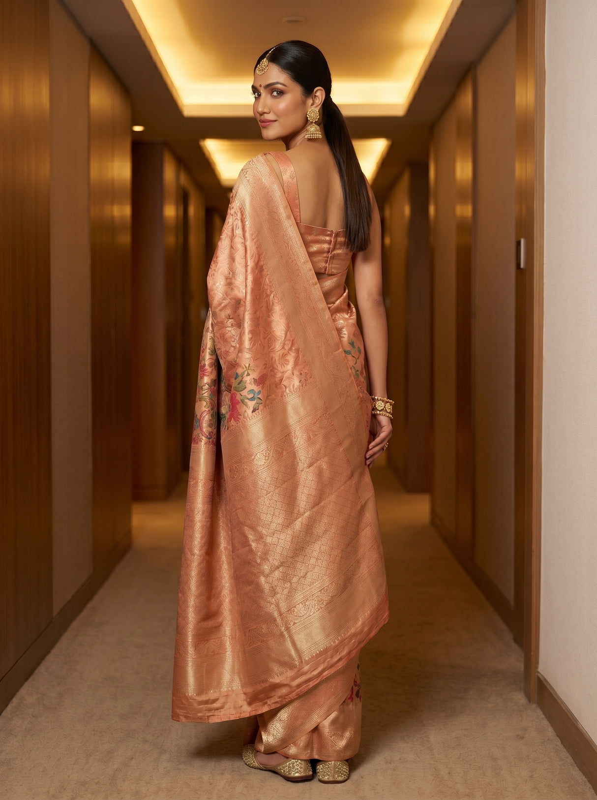 MIMOSA Saree Saree — pose 2 styling detail