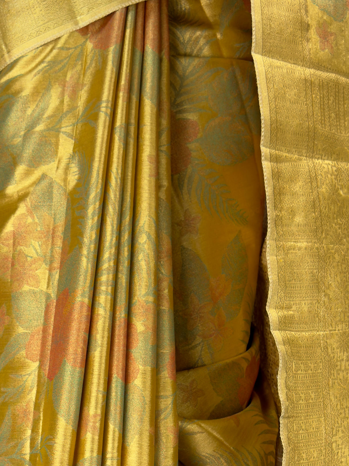MIMOSA Gold Saree Saree — fleets shot full lifestyle