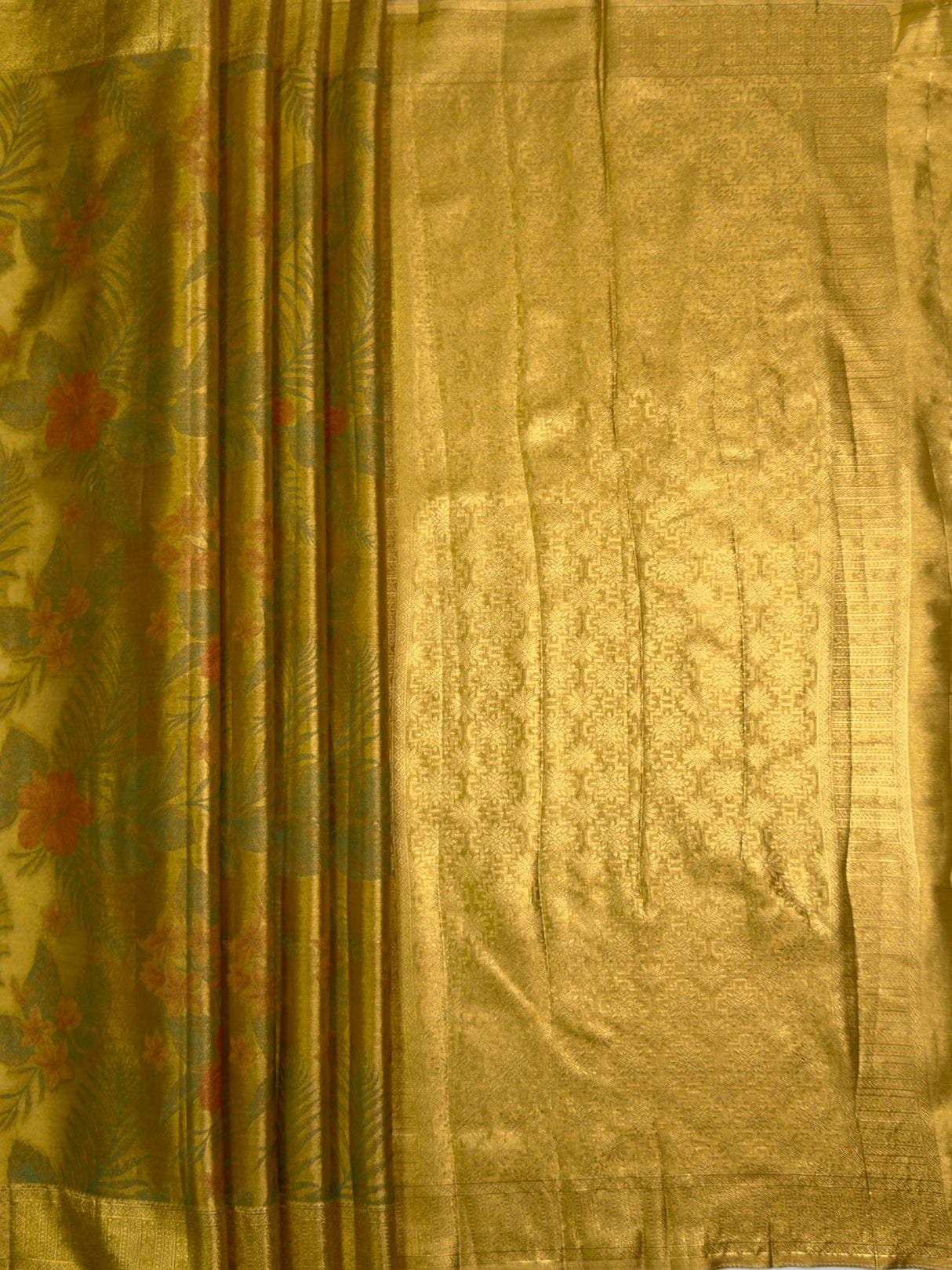 MIMOSA Gold Saree Saree — pallu and zari work detail