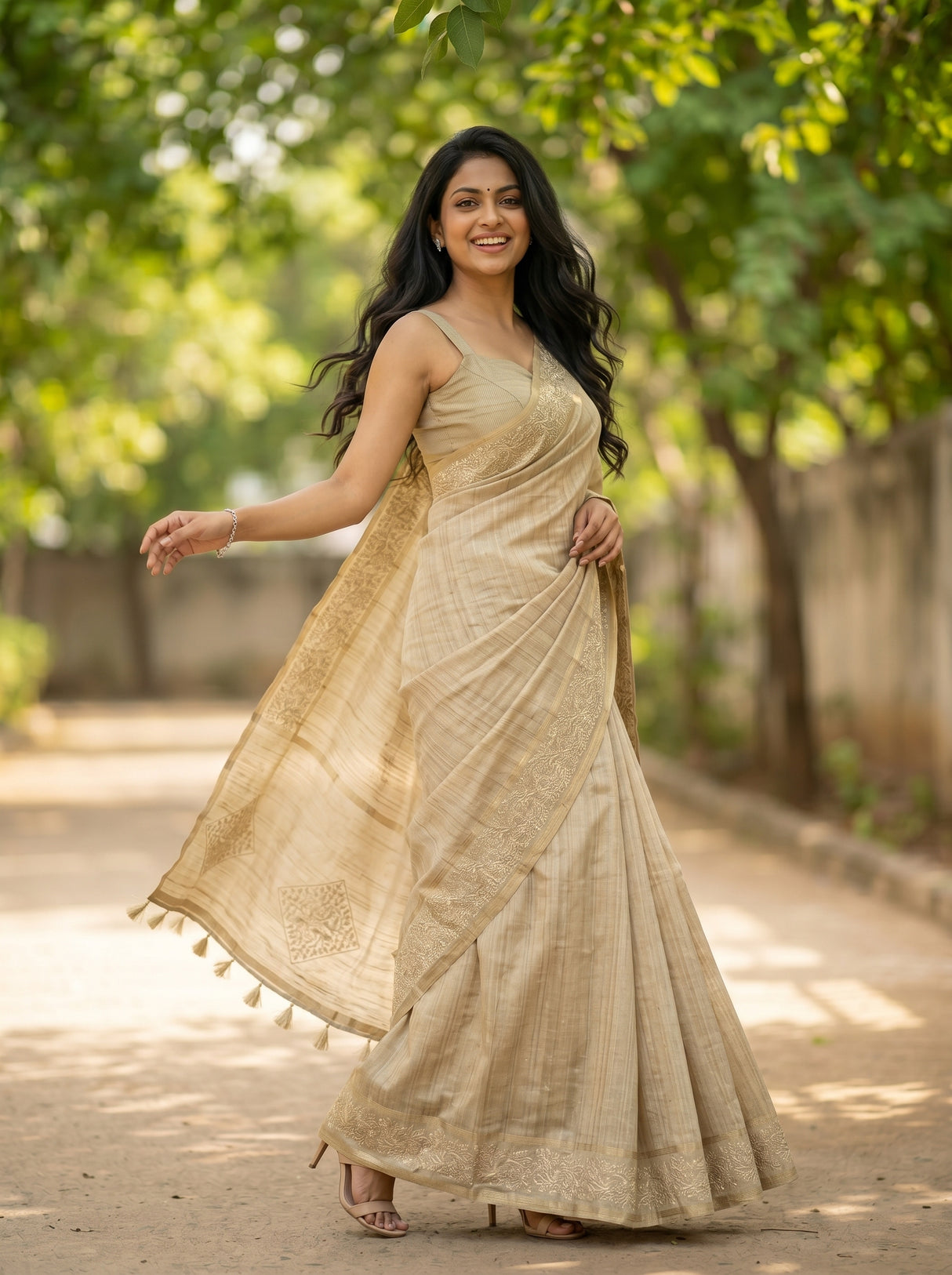 MIMOSA Saree Saree — pose 9 styling detail