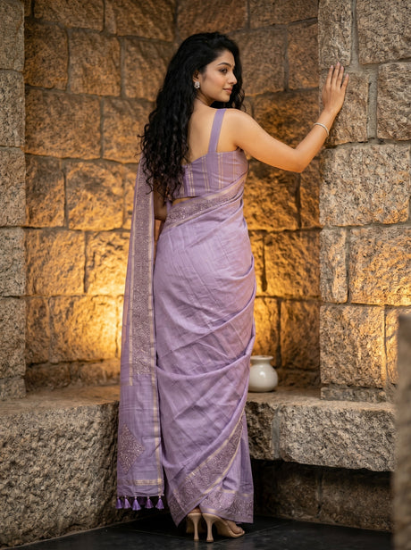 MIMOSA Saree Saree — pose 2 styling detail