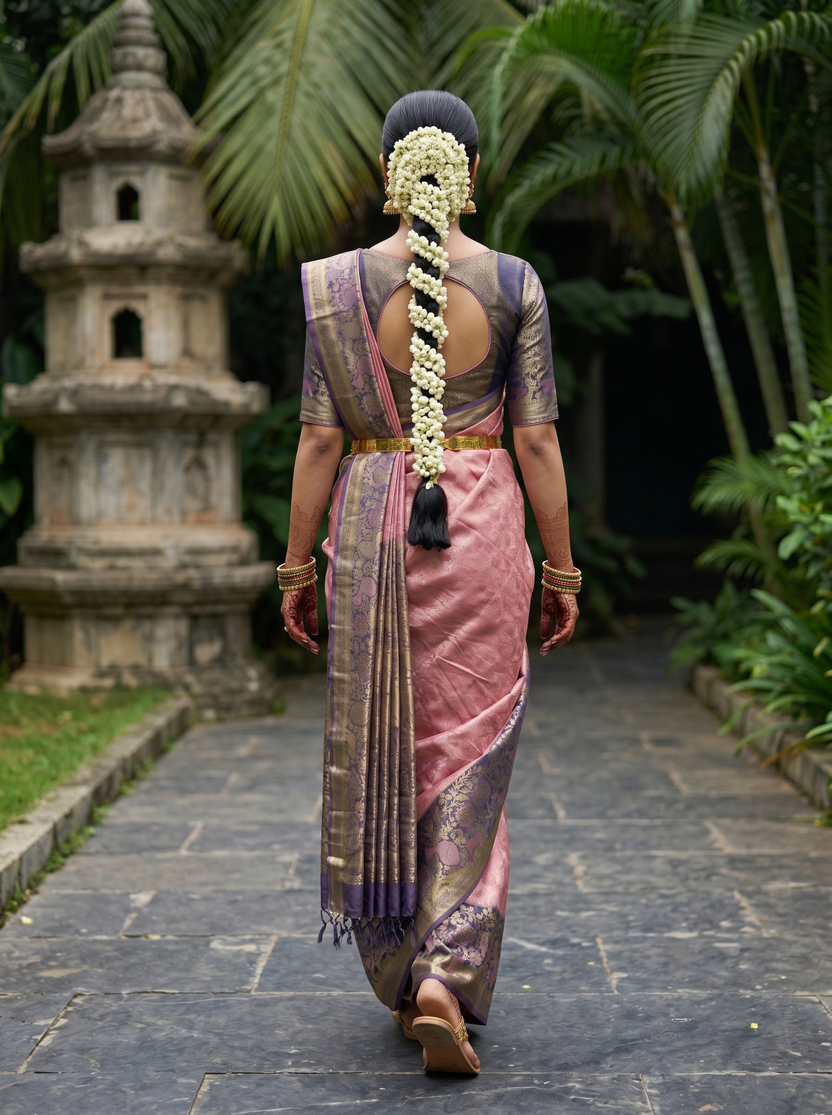 MIMOSA Saree Saree — pose 2 styling detail