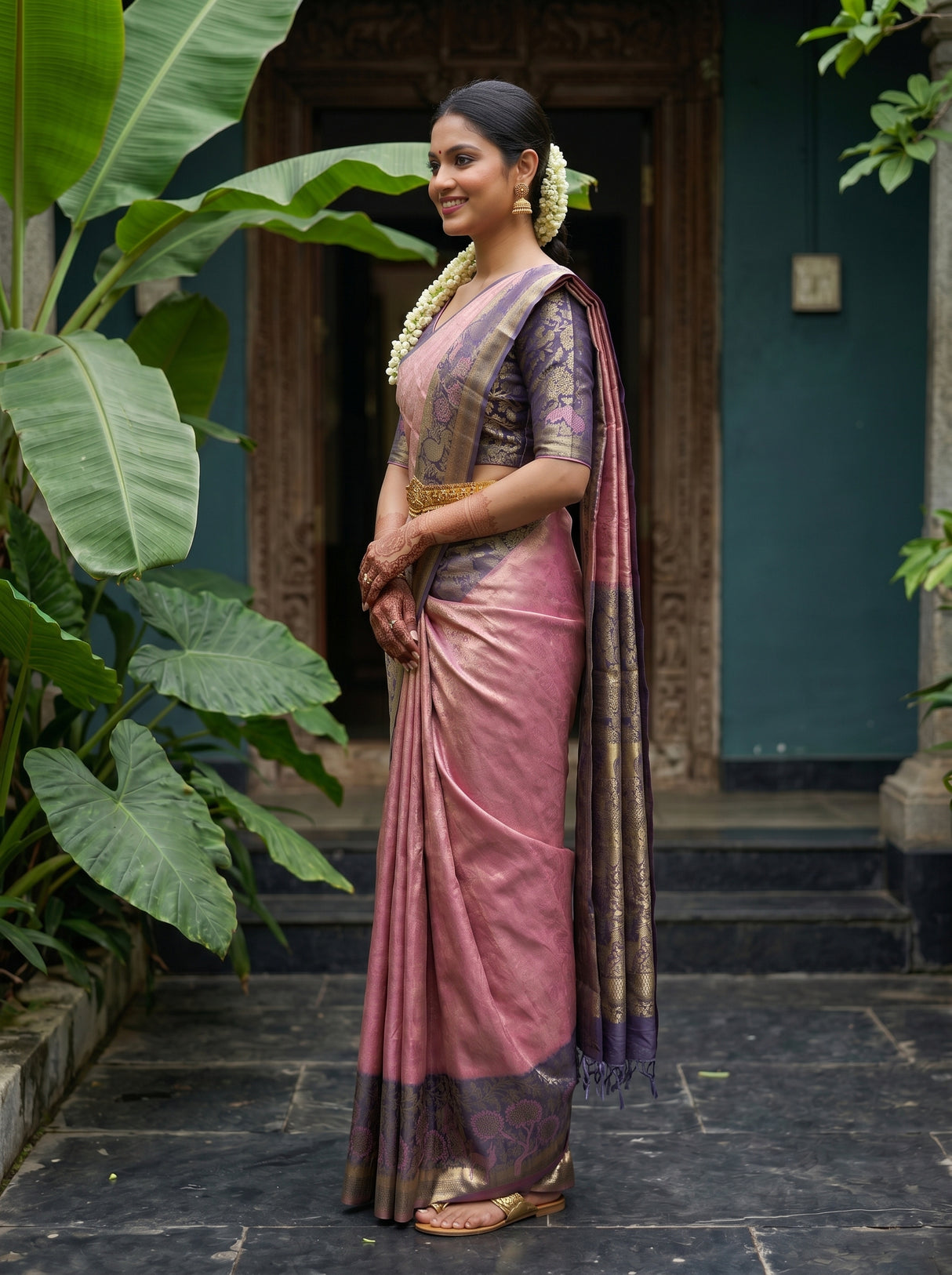 MIMOSA Saree Saree — pose 3 styling detail