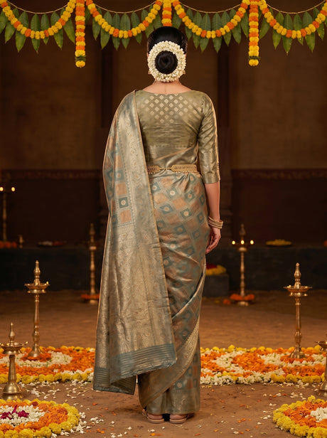 MIMOSA Saree Saree — pose 2 styling detail