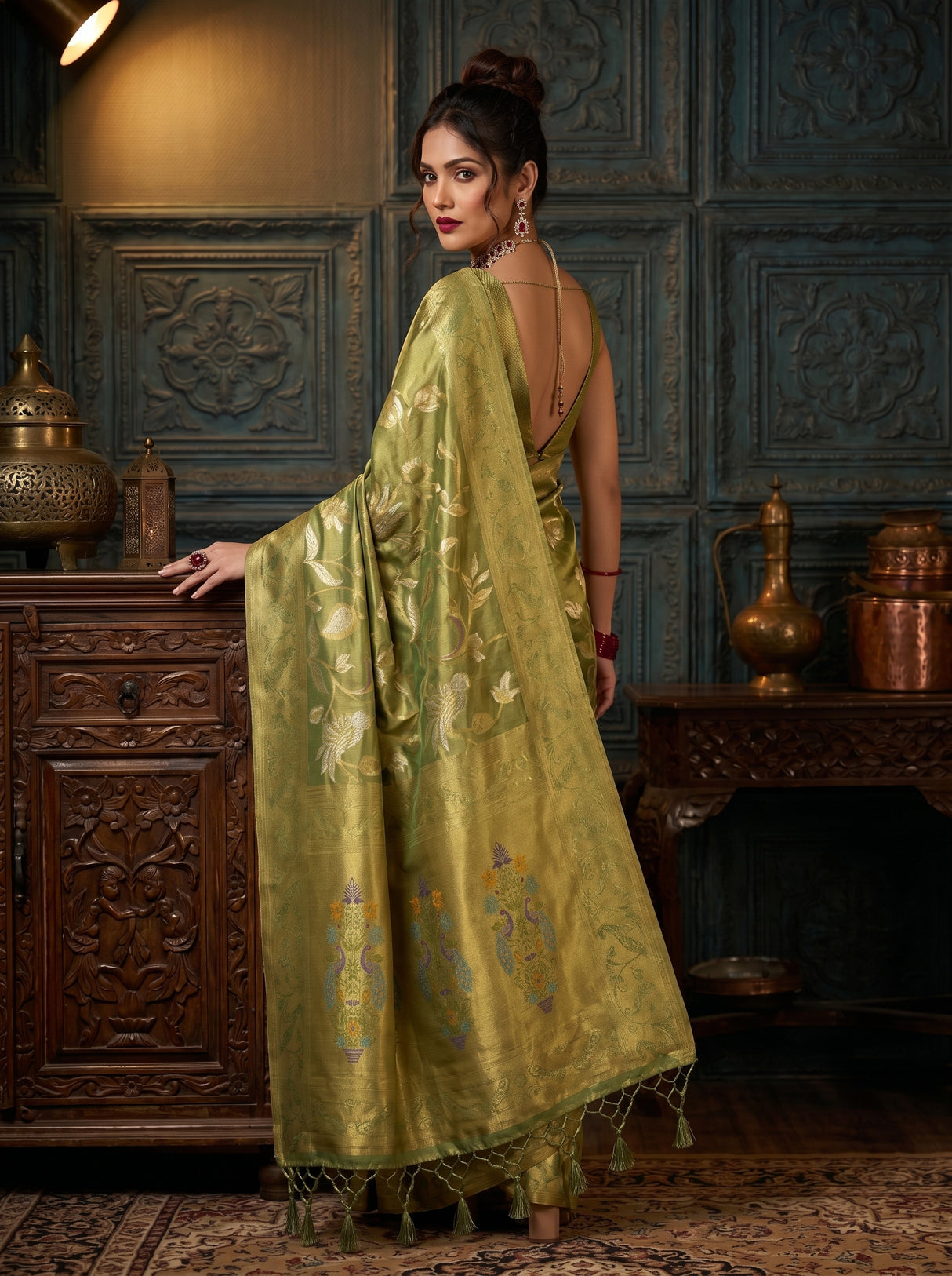 MIMOSA Saree Saree — pose 9 styling detail